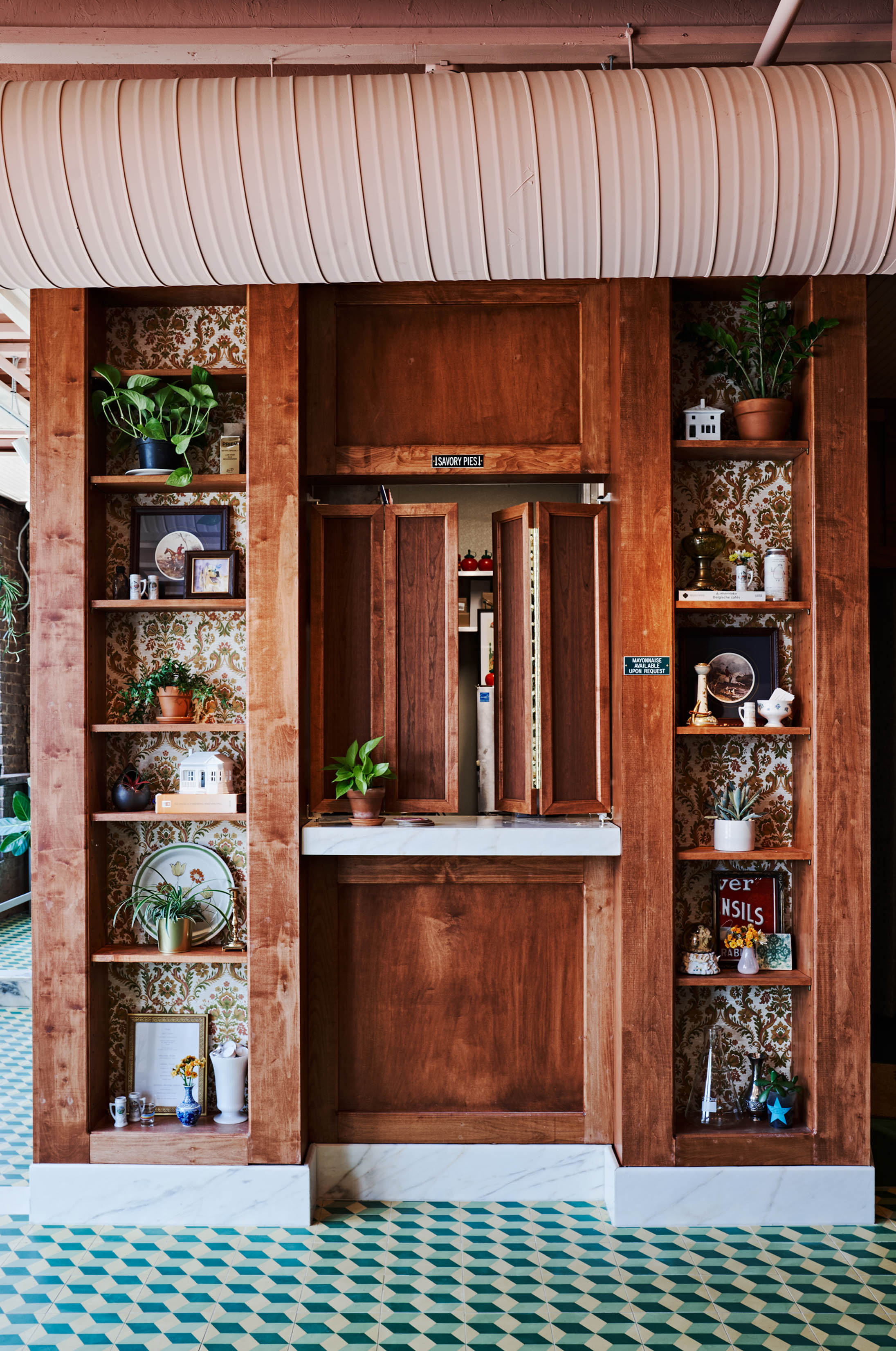 © Square Feet Studio