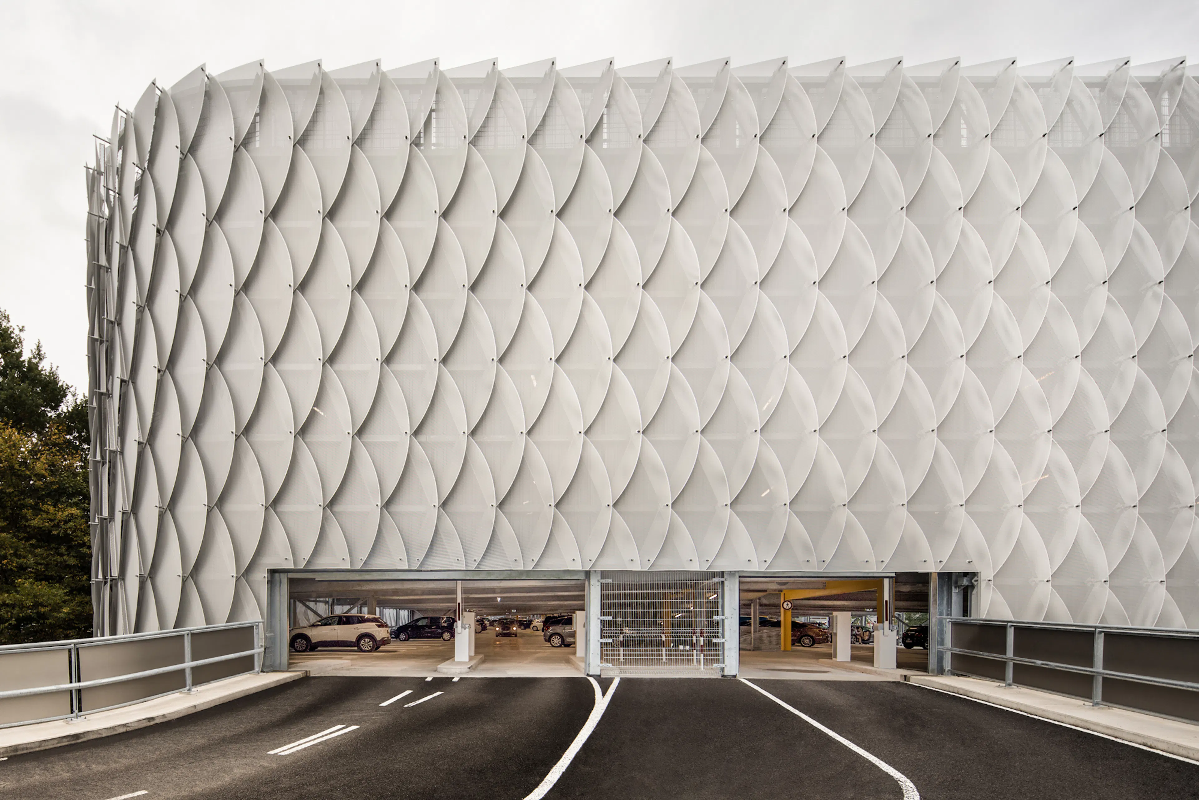Parking Garage Facade P22a at the Cologne Exhibition Centre — 2