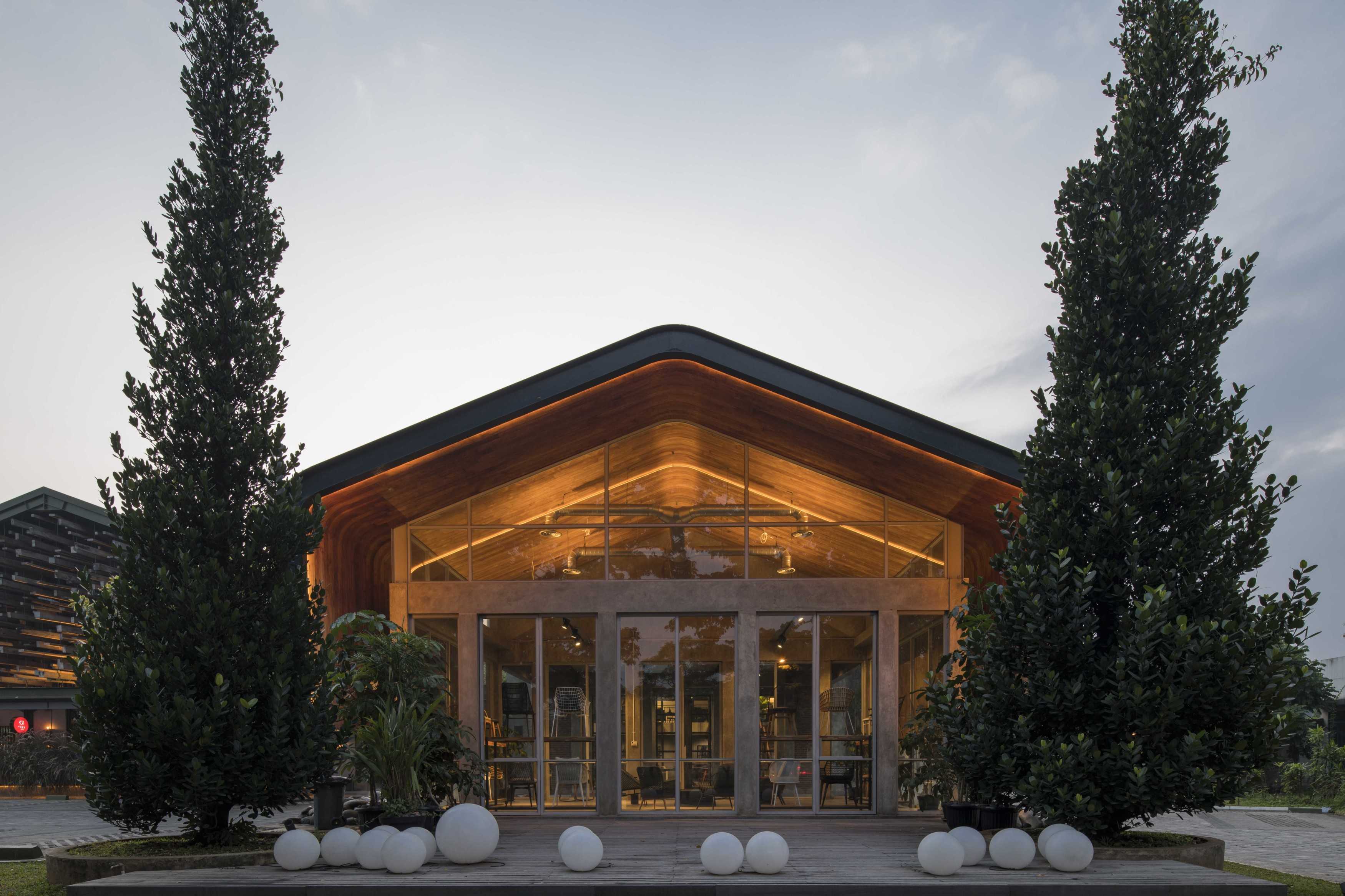 Kayu Kayu Restaurant by W Office - Architizer