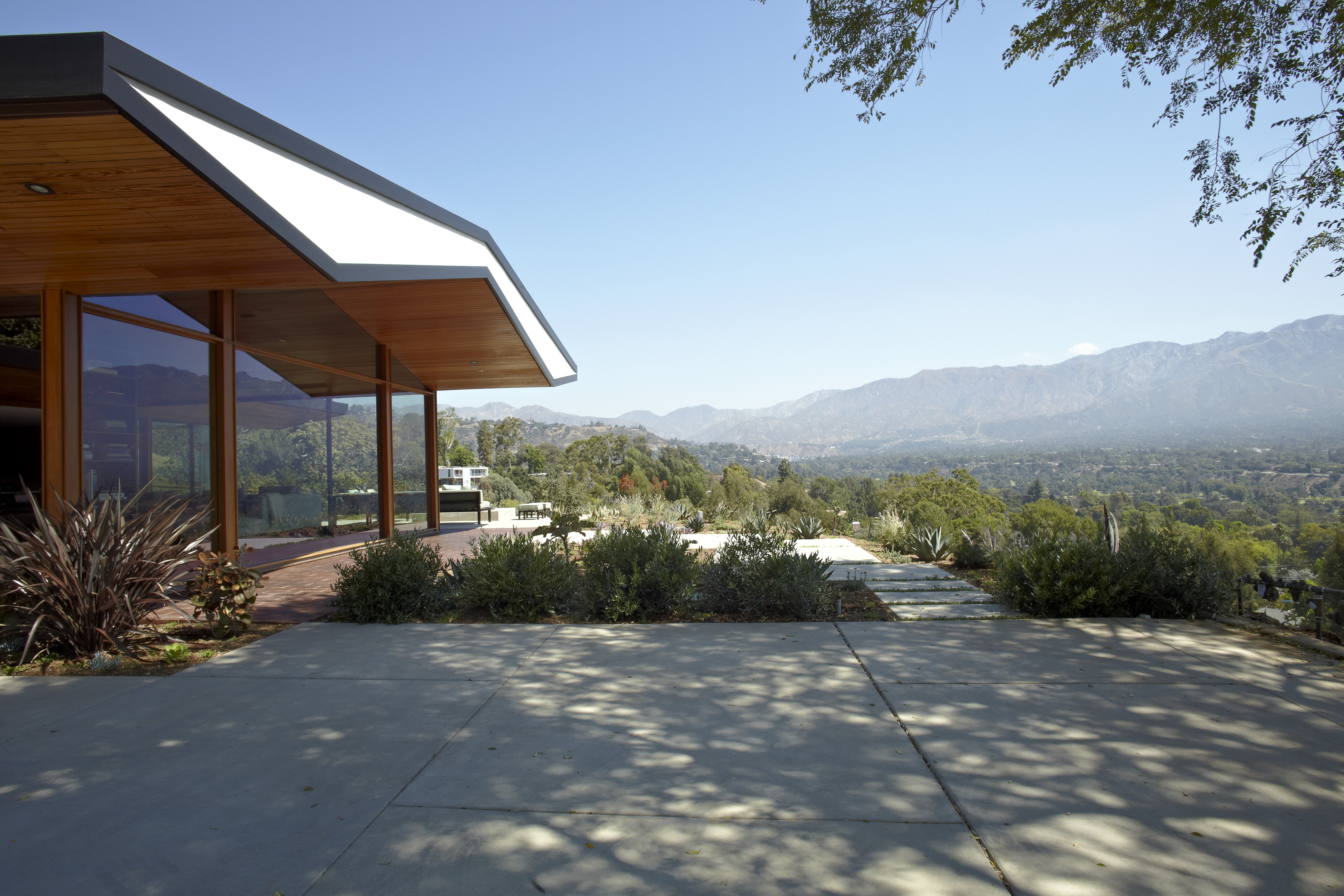 © Montalba Architects