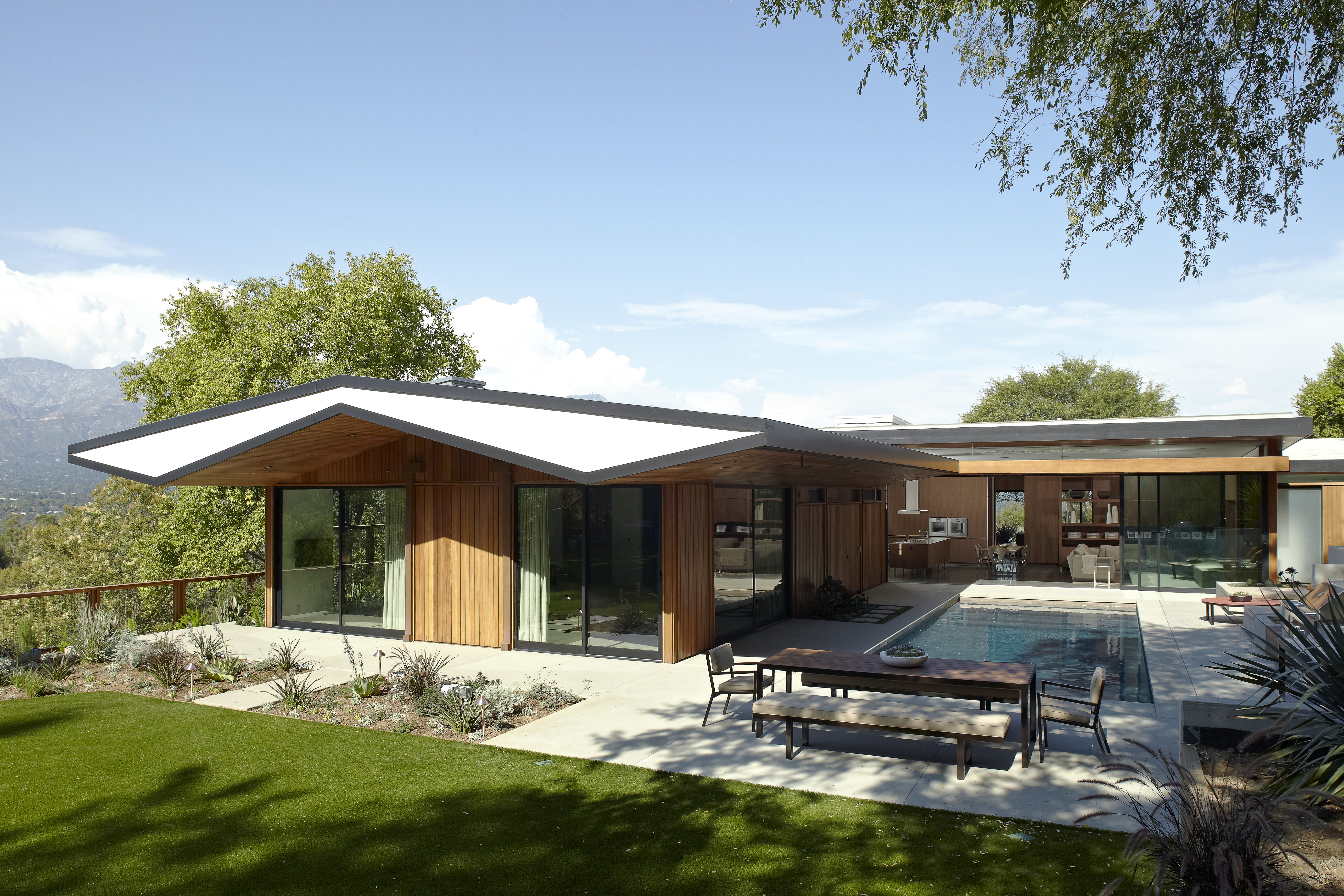 © Montalba Architects