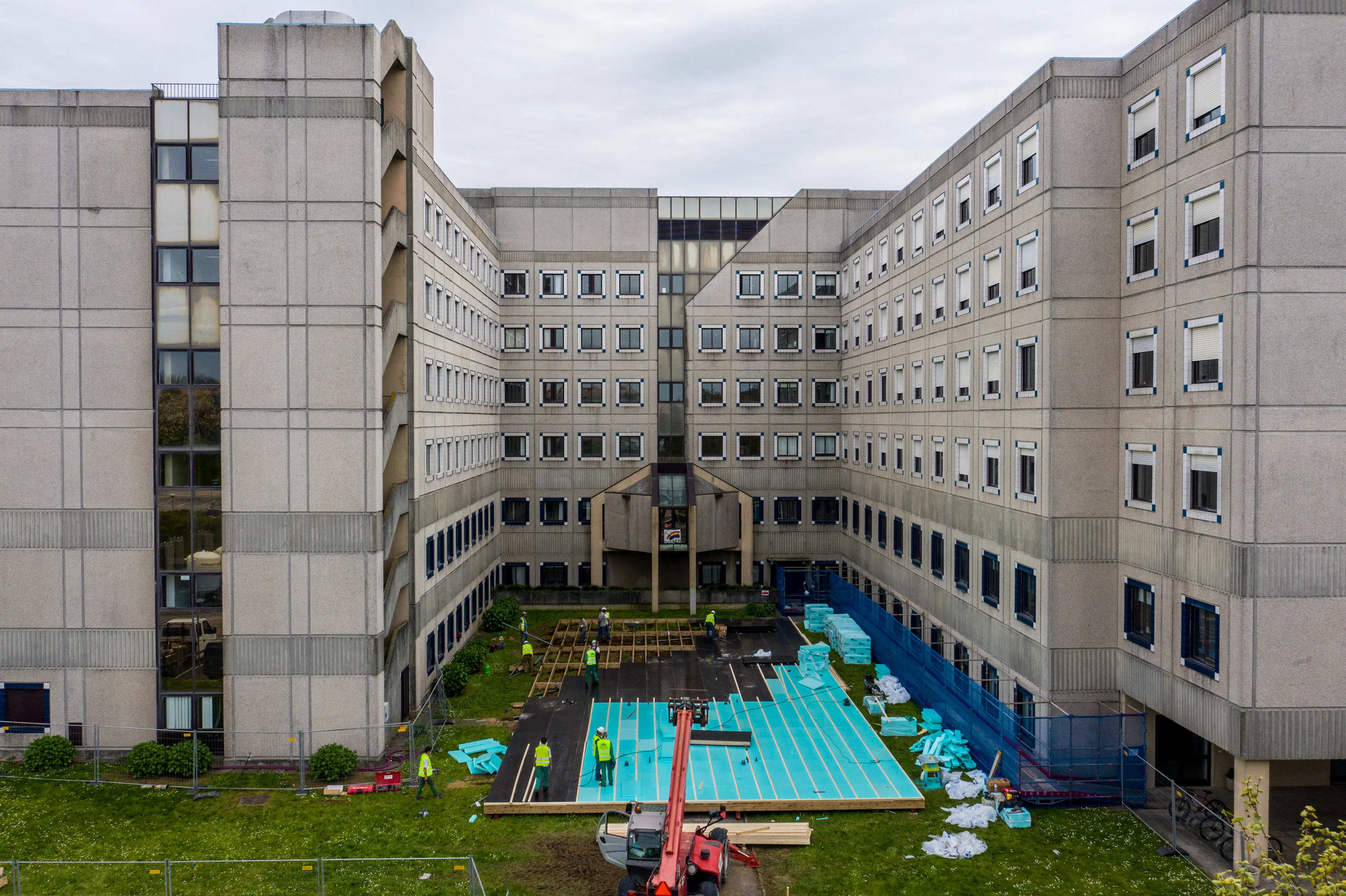 Intensive Care Unit-Pedro Hispano Hospital — 7