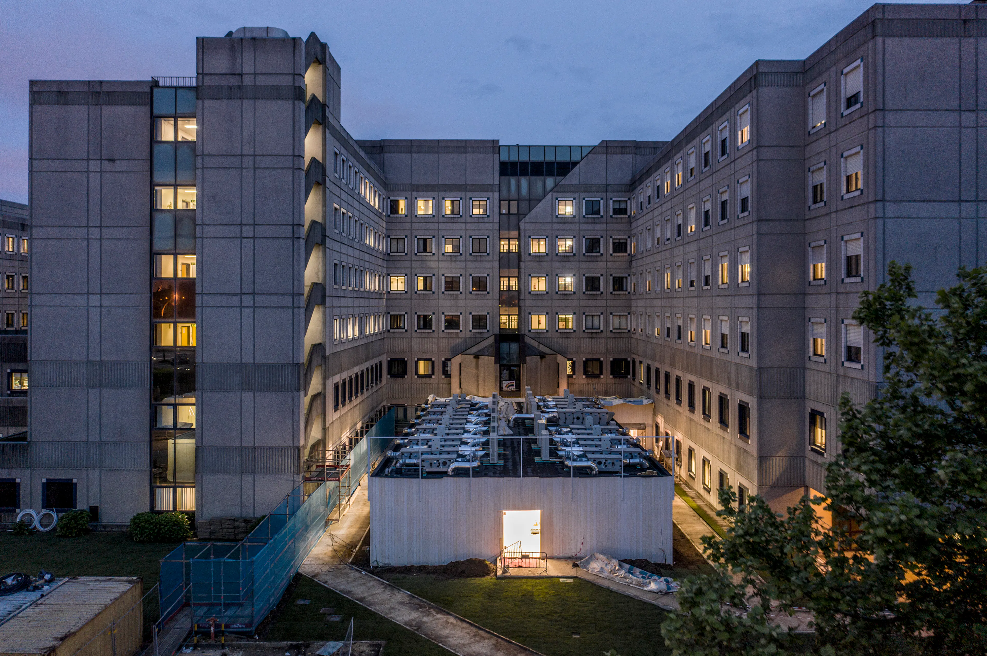 Intensive Care Unit-Pedro Hispano Hospital — 9