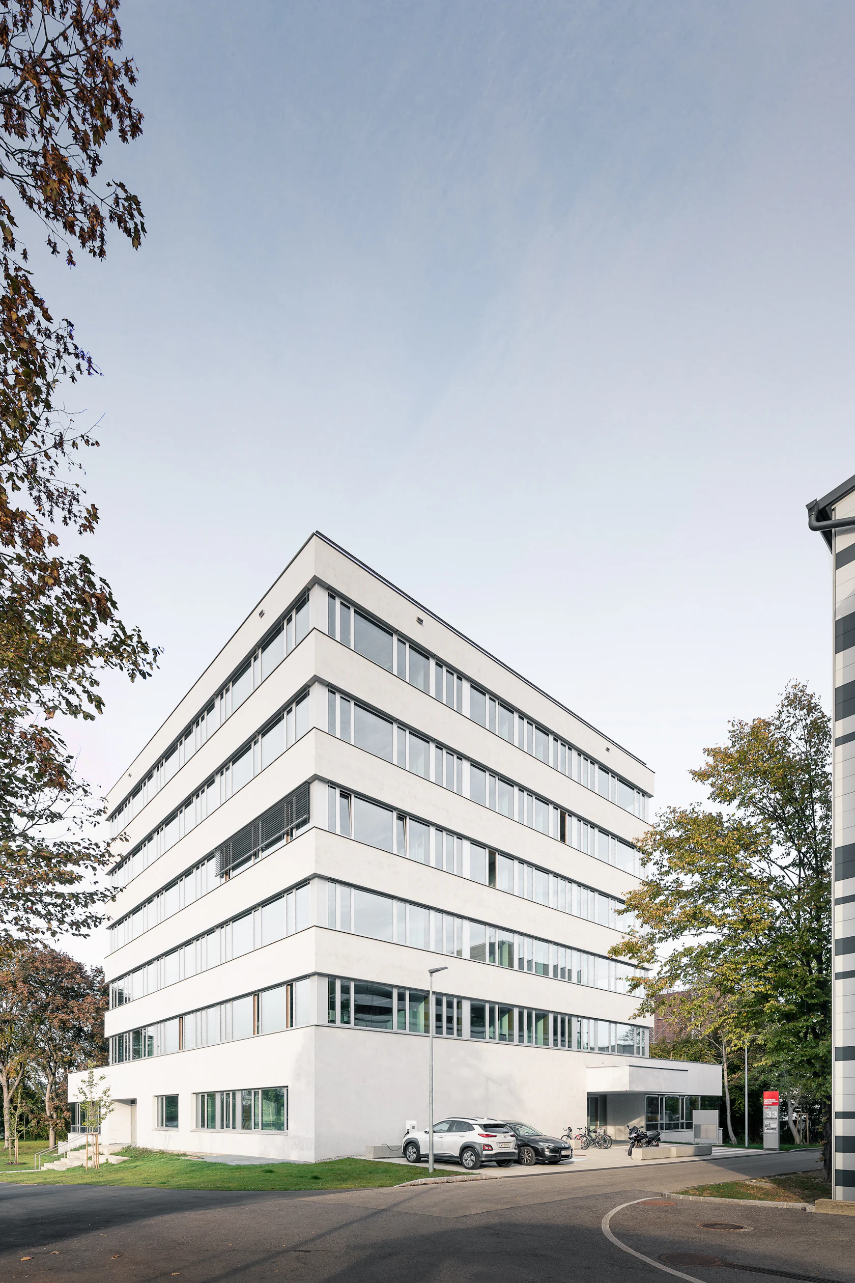 EBS – Electronic Based Systems Center by AllesWirdGut - Architizer