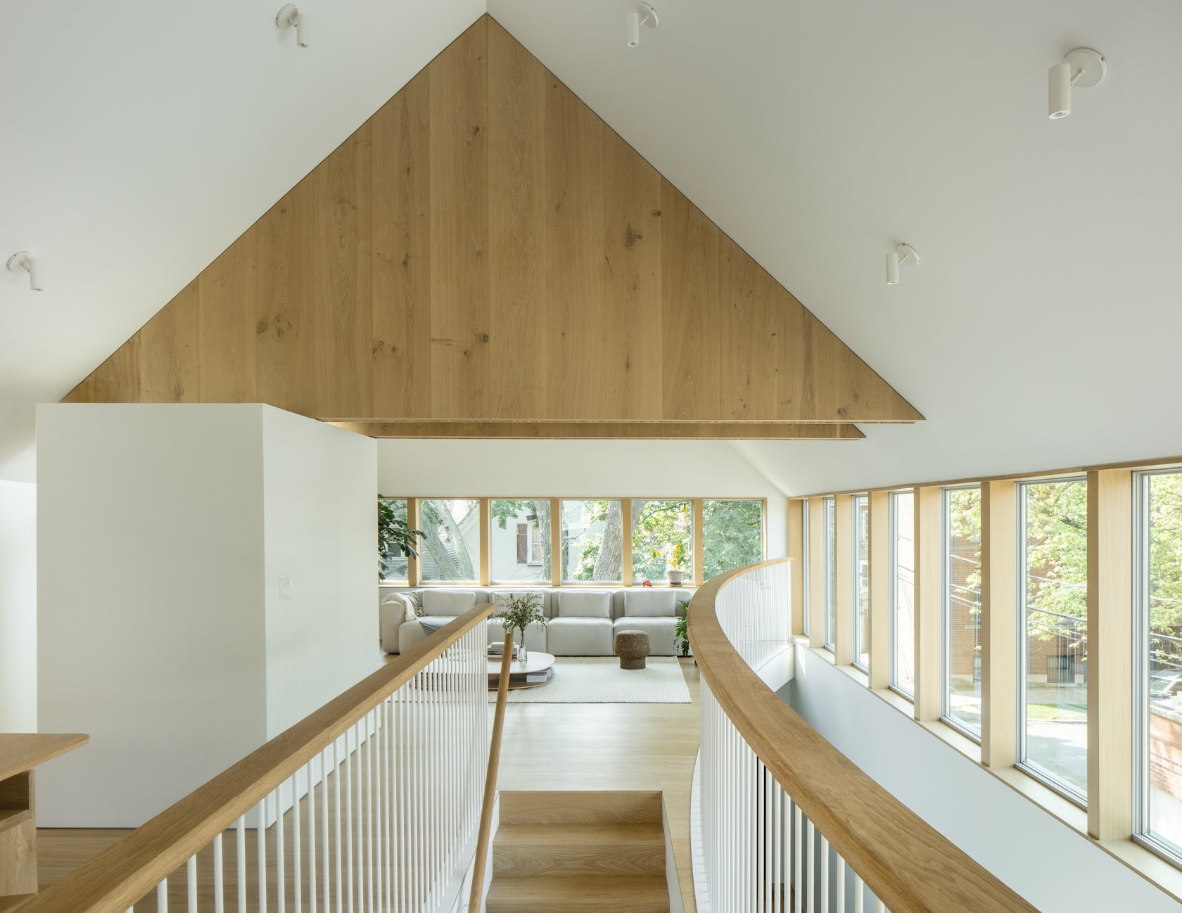 © Kwong Von Glinow Design Office