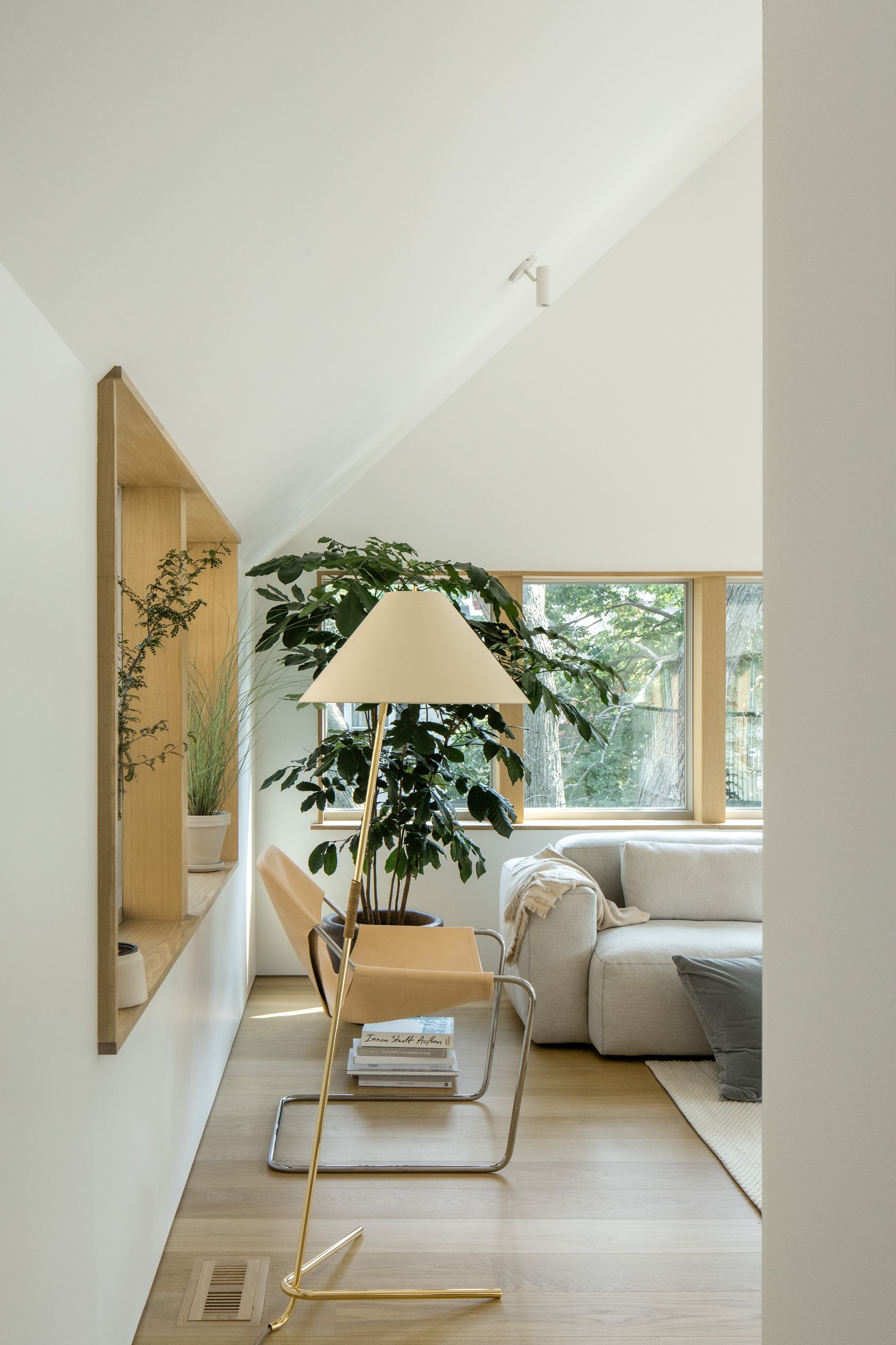 © Kwong Von Glinow Design Office