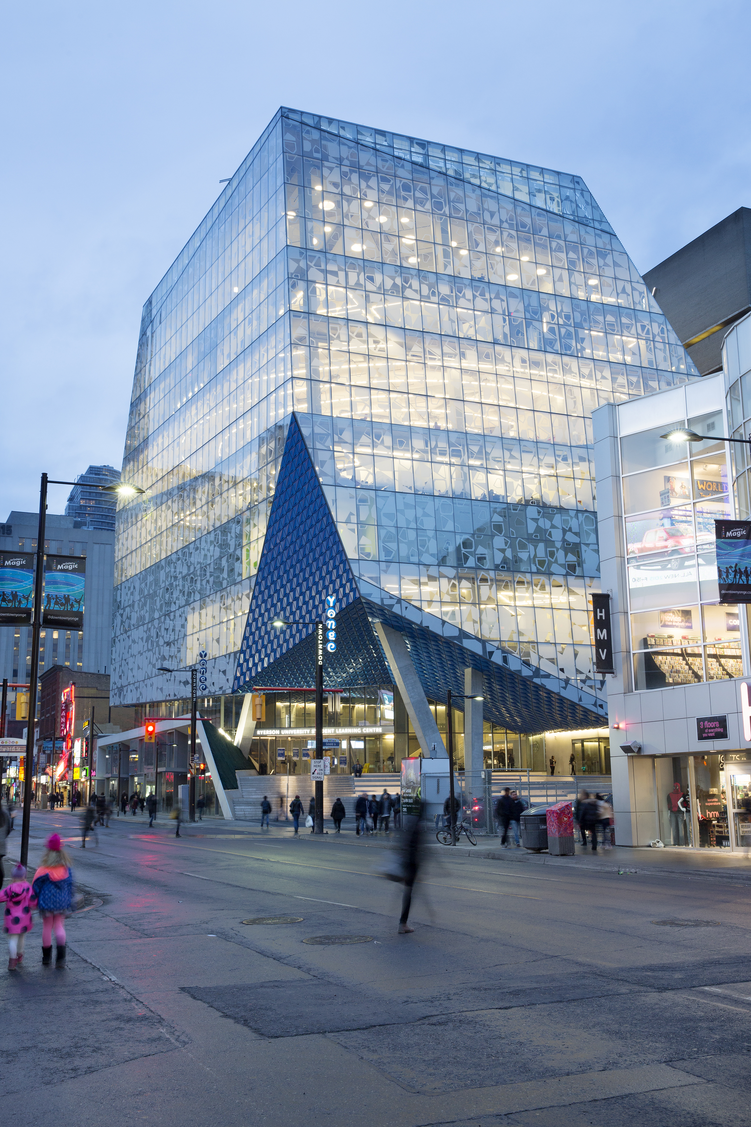 Ryerson University Student Learning Centre by Zeidler Architecture