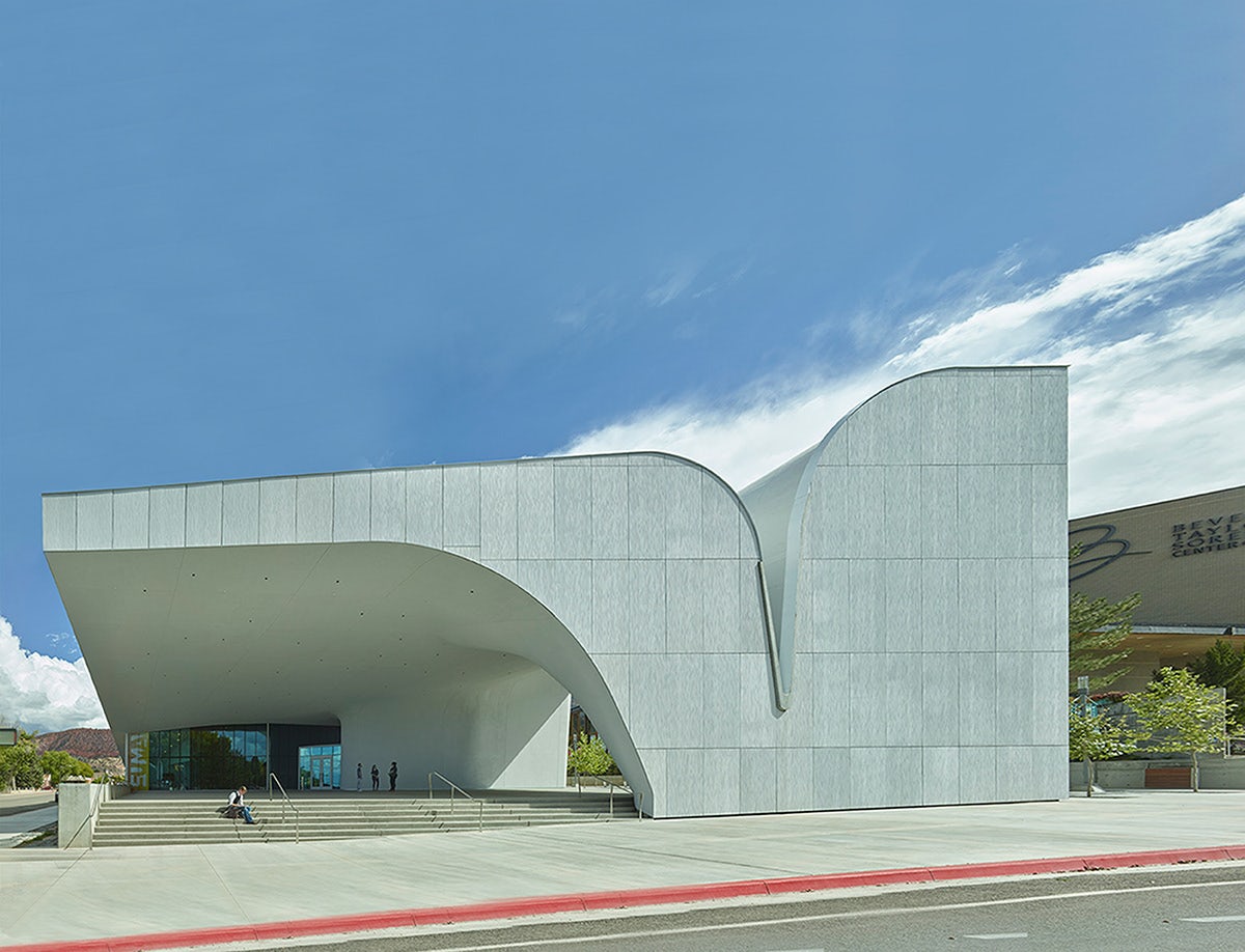 © Brooks + Scarpa Architects