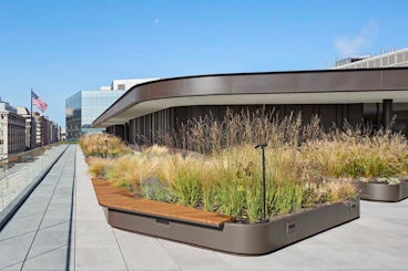 The Seasonal Garden Rooftop at Martin Luther King, Jr. Memorial Library ...