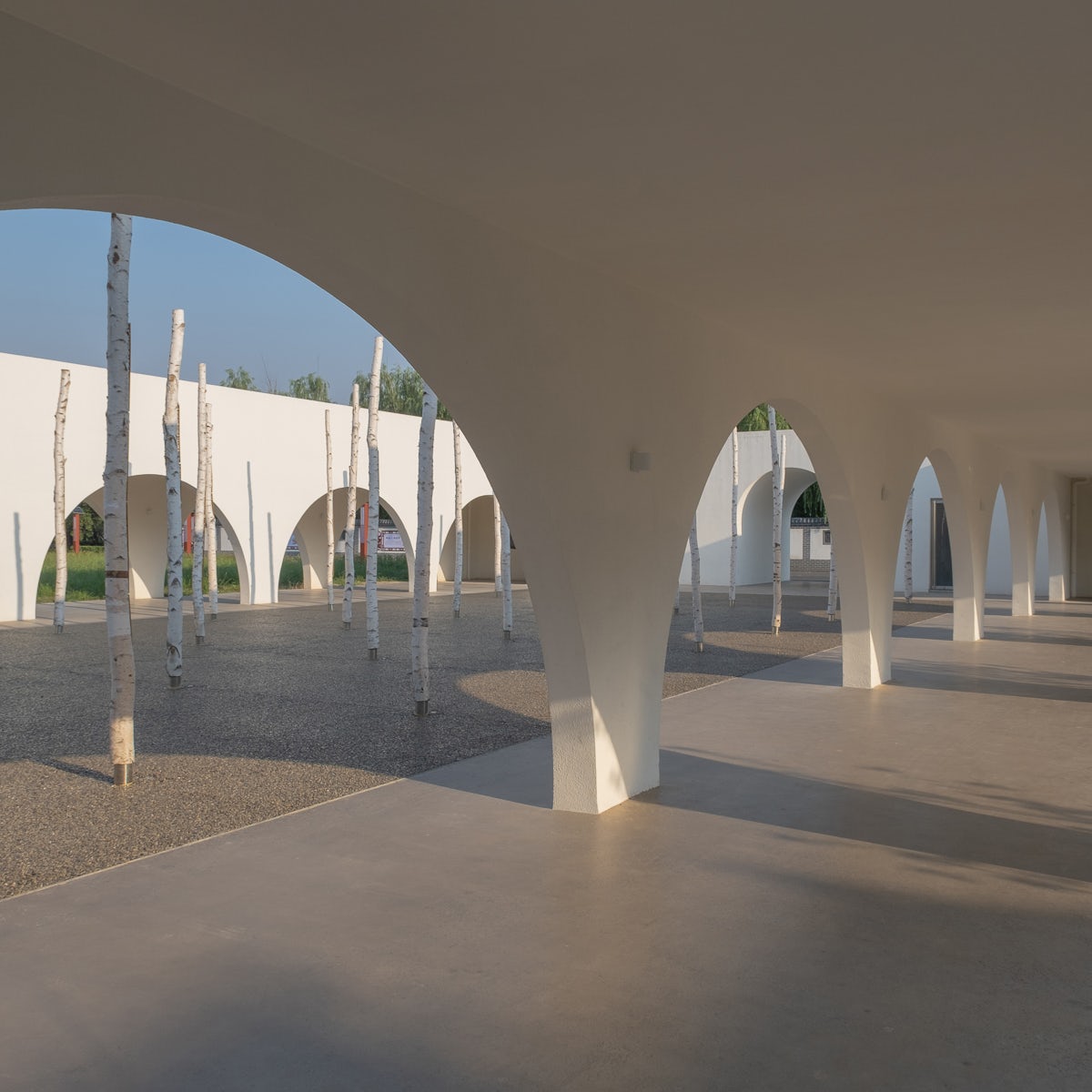 © استوديو 10