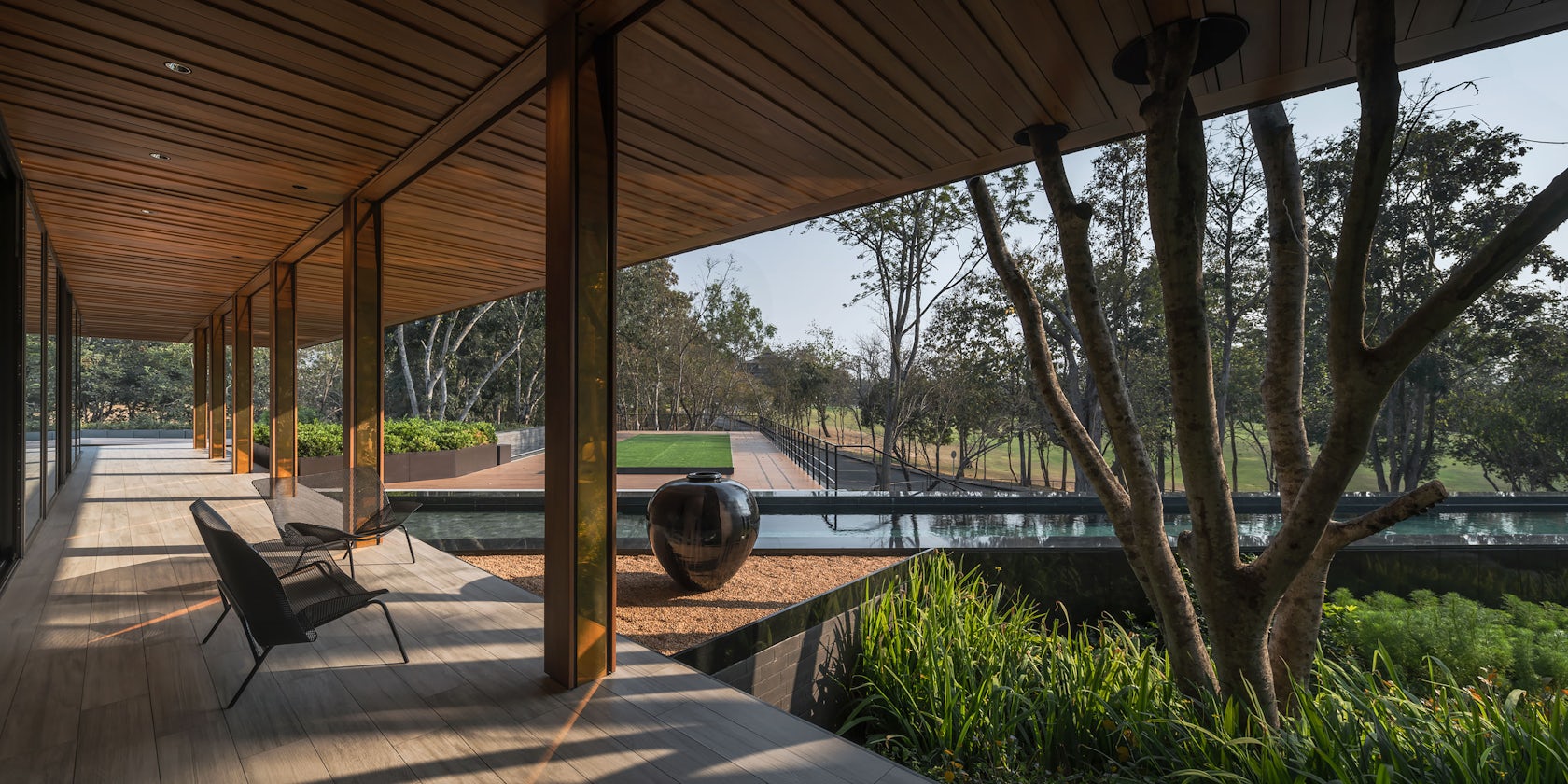 © TROP : terrains + open space