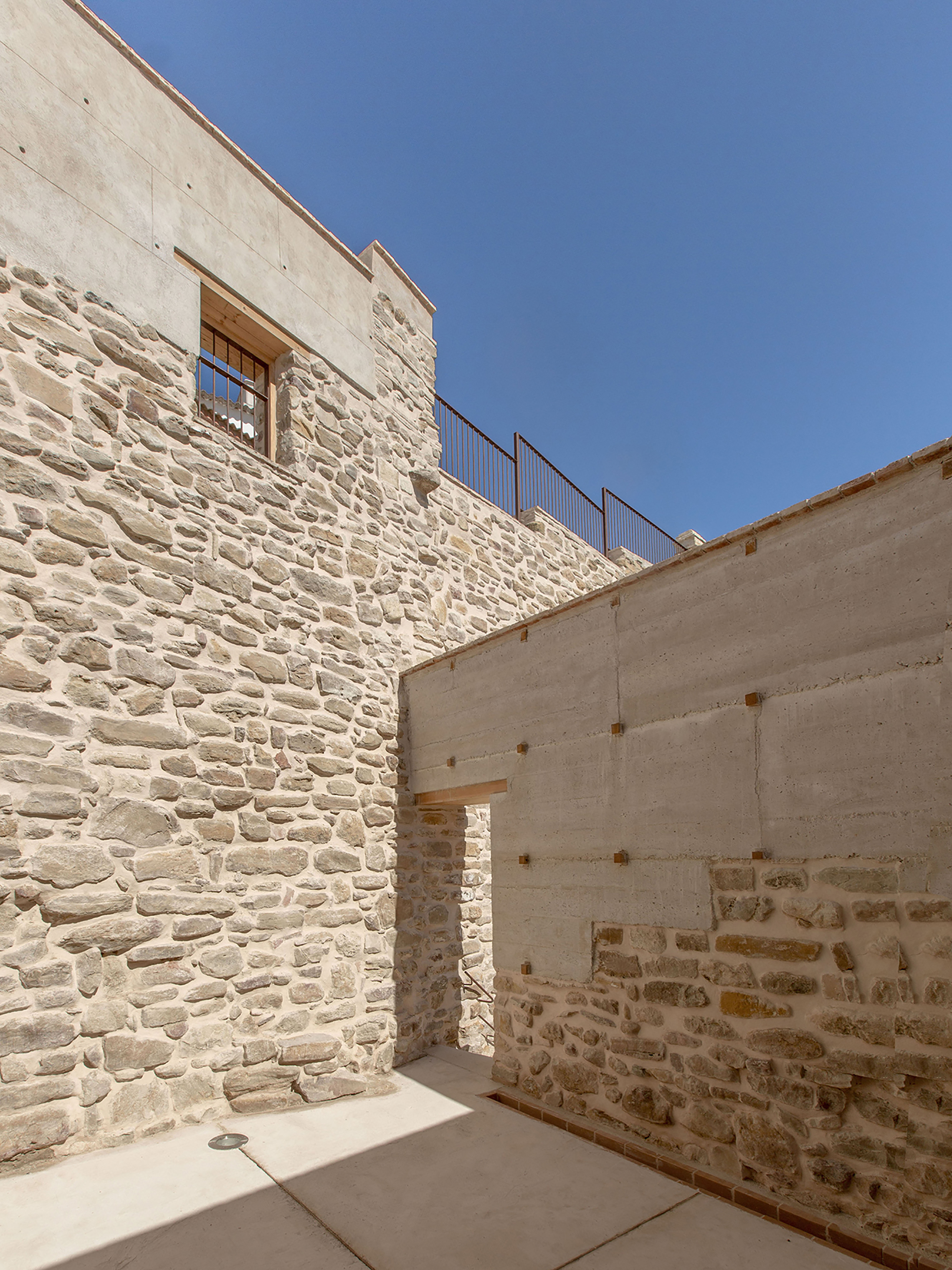 © Mensulae |  العمارة والتراث