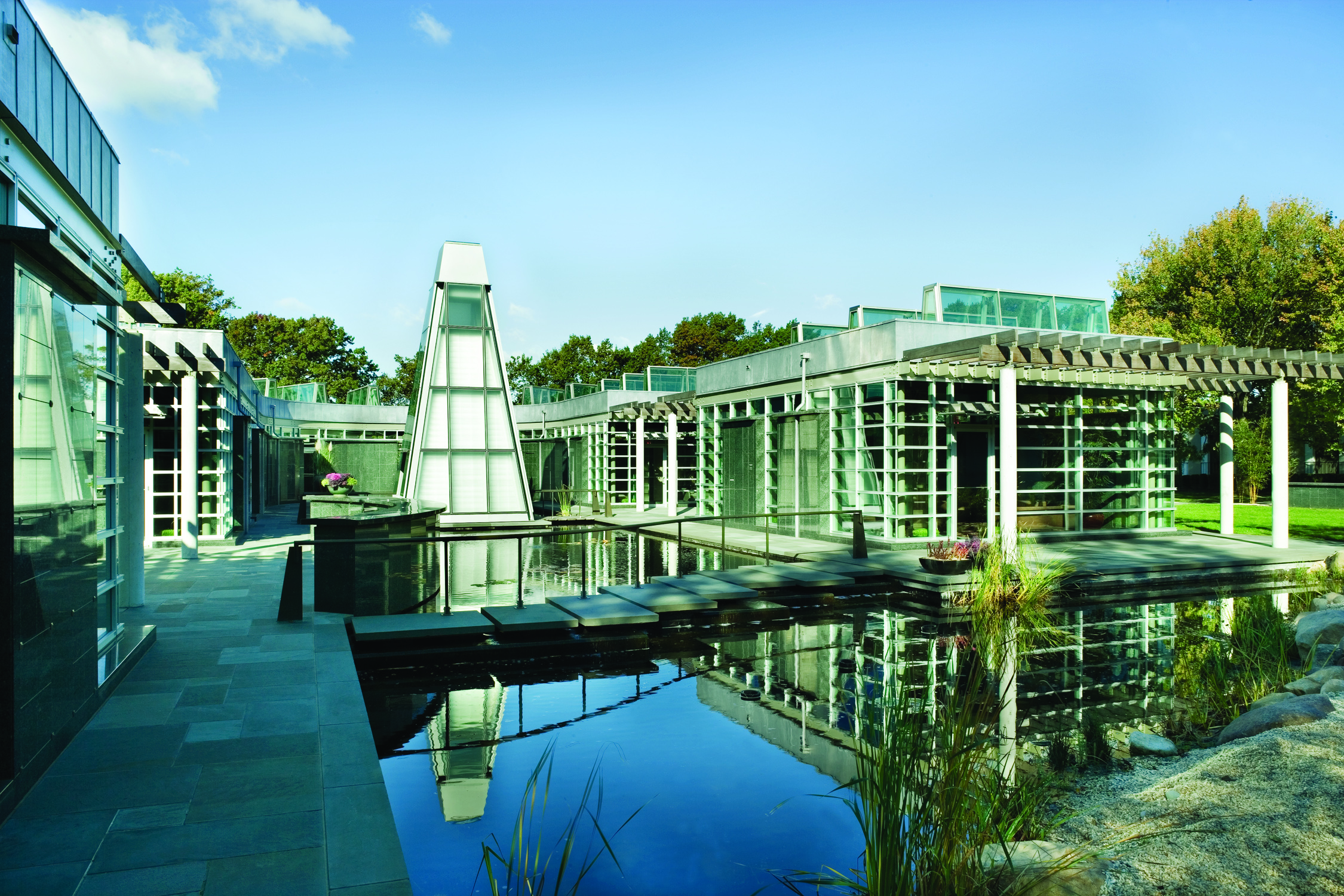 Green-Wood, Tranquility Garden Columbarium