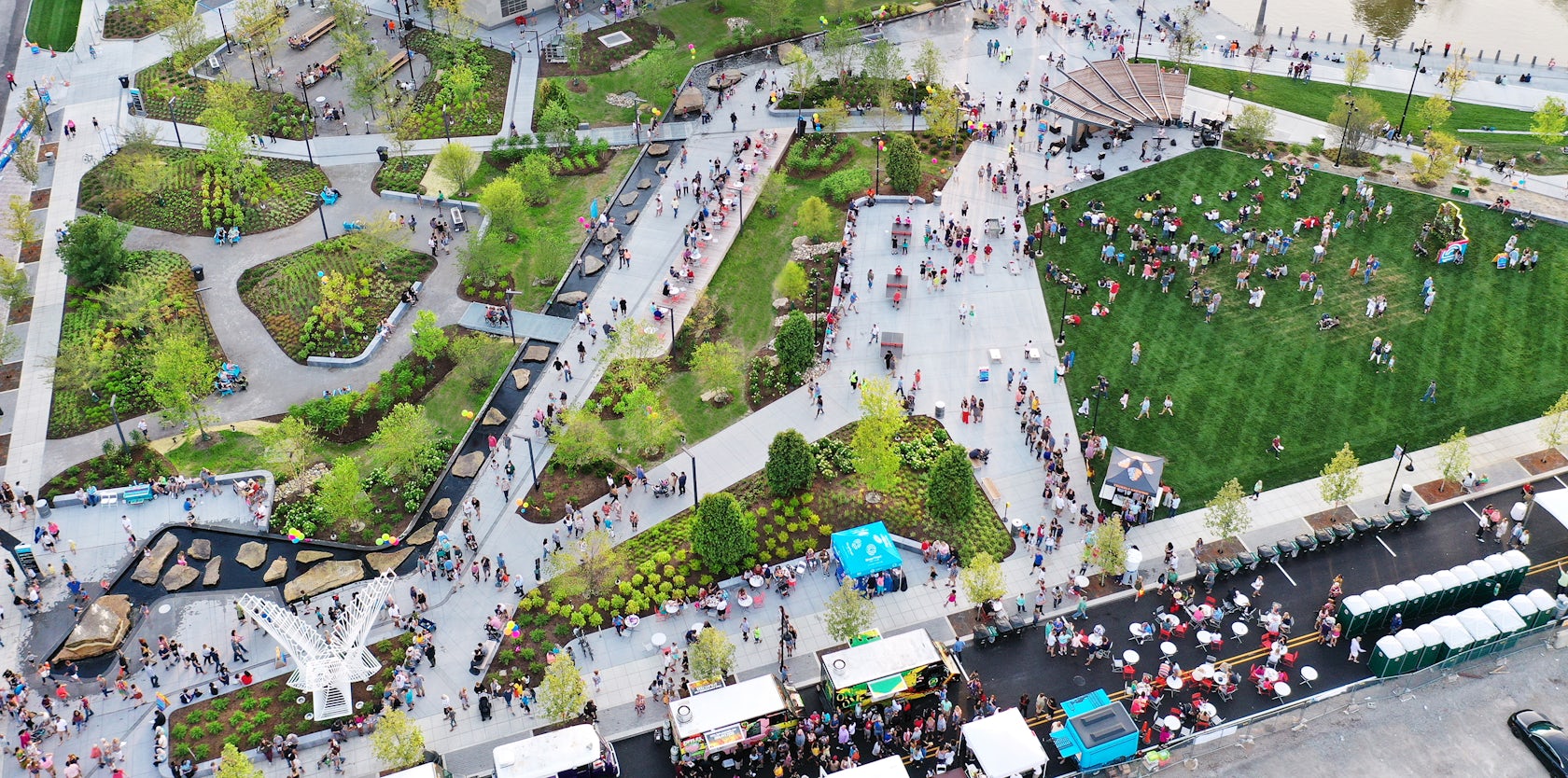 © Lamar Johnson Collaborative