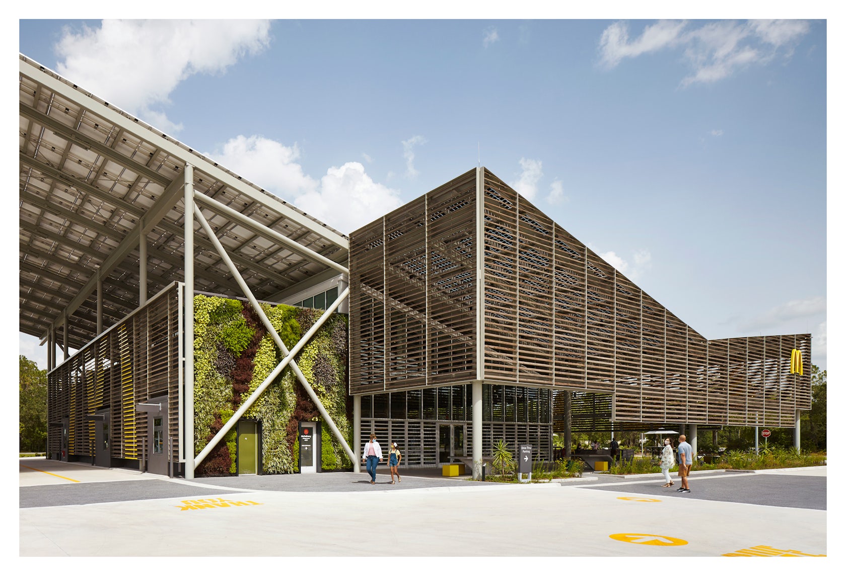 © Ross Barney Architects