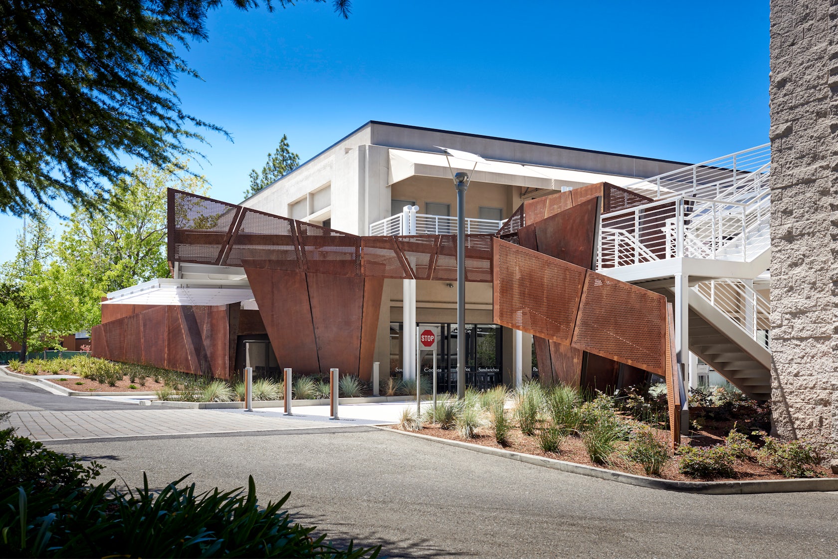 © Form4 Architecture