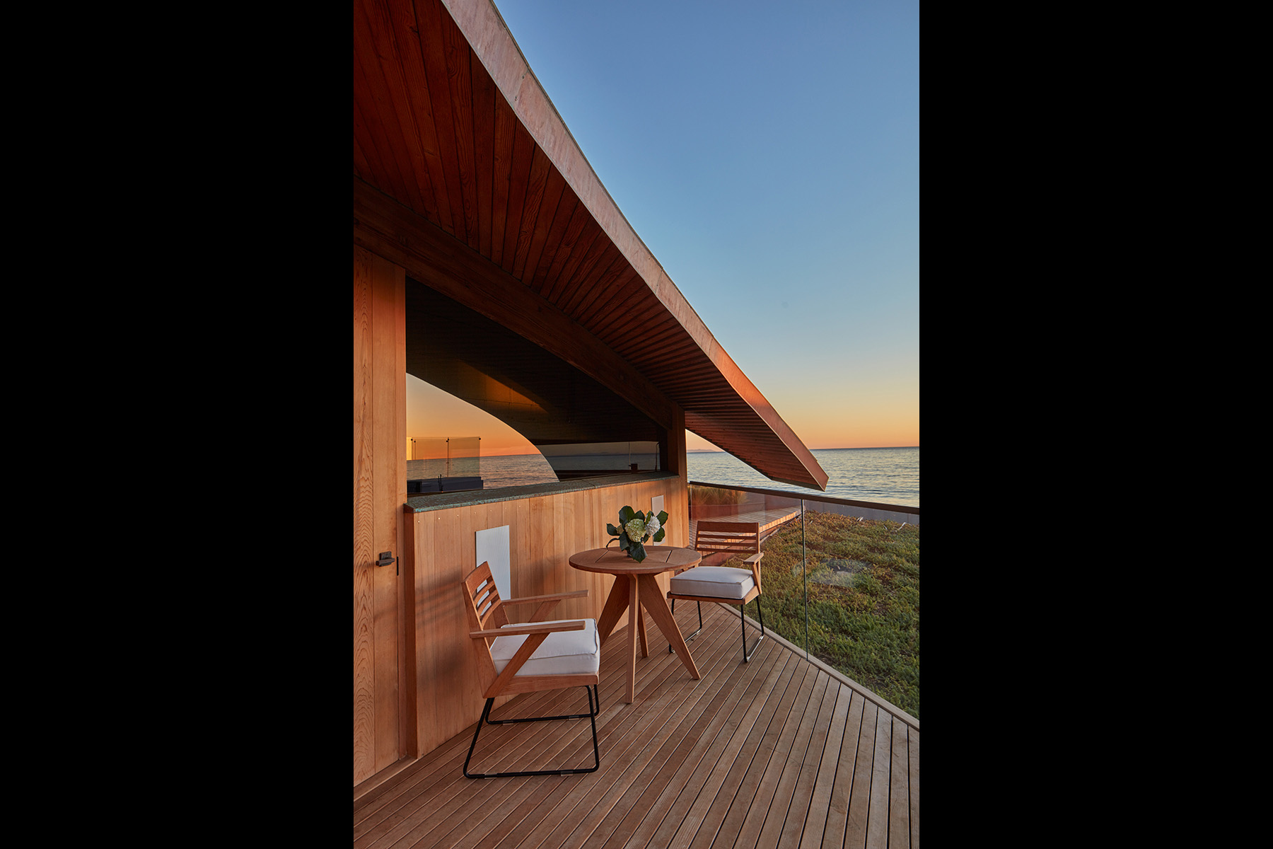 Carbon Beach House // Kovac Design Studio Architizer Journal