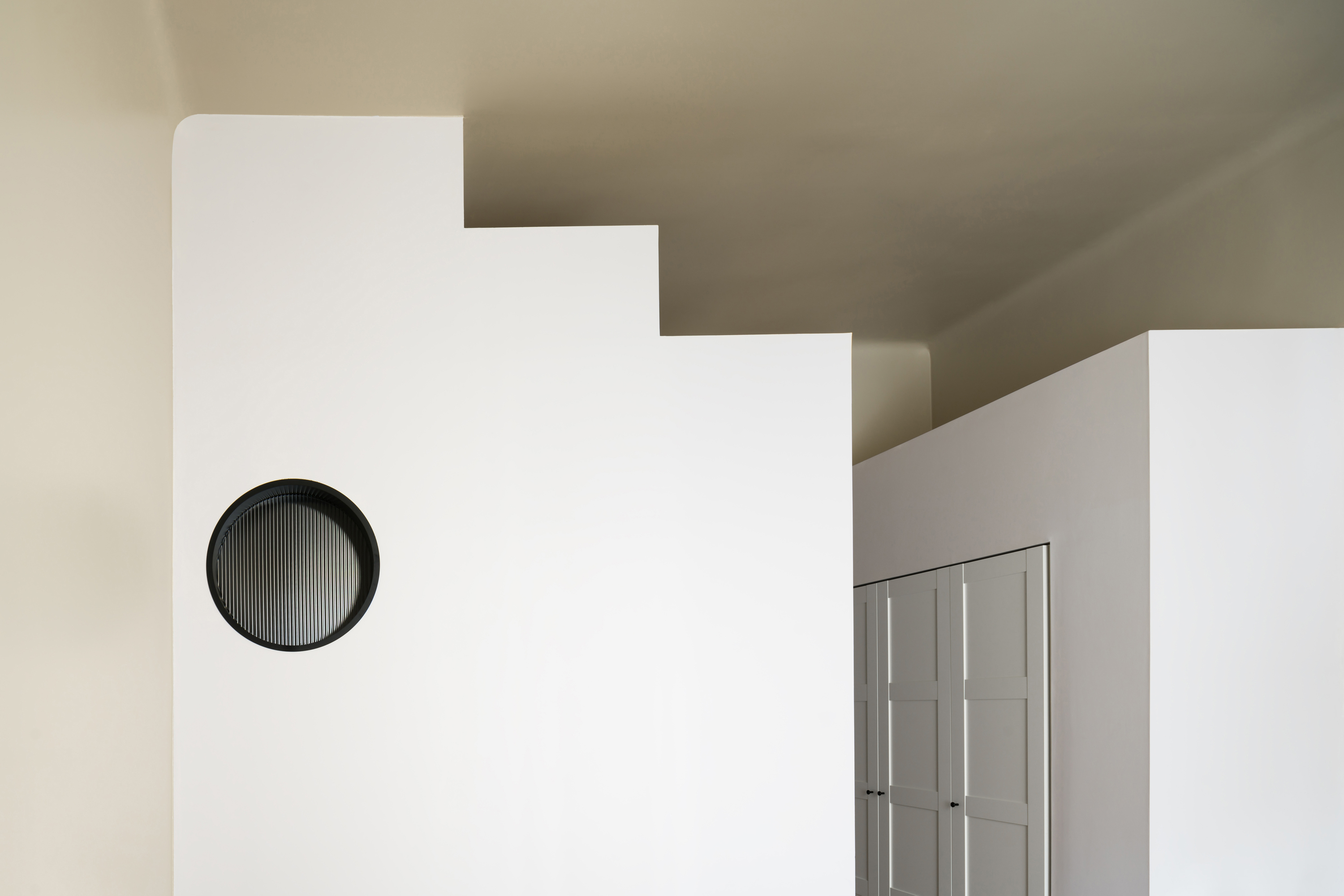 Stepped Volumes Apartment