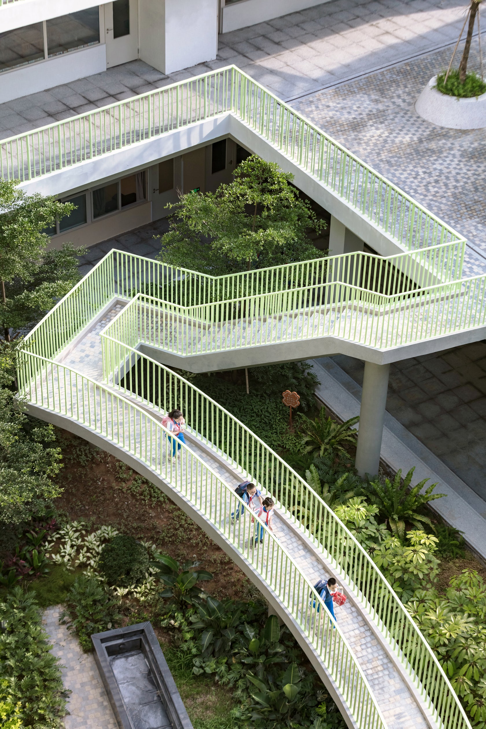 © 11 العمارة