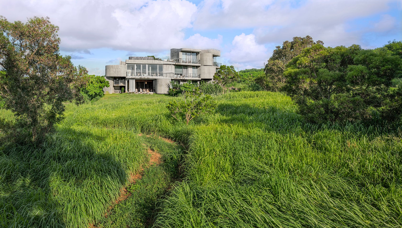 © XRANGE Architects