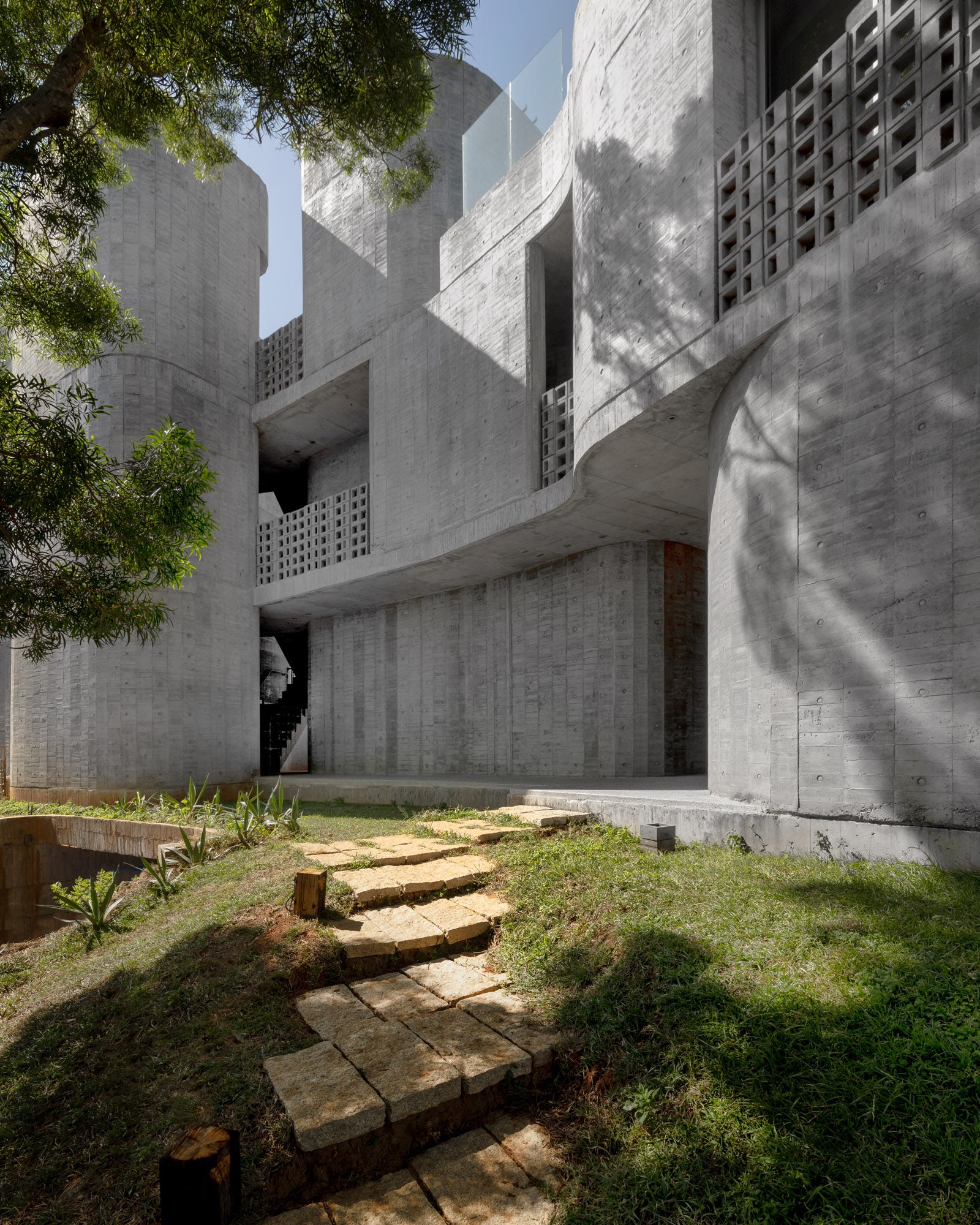 © XRANGE Architects