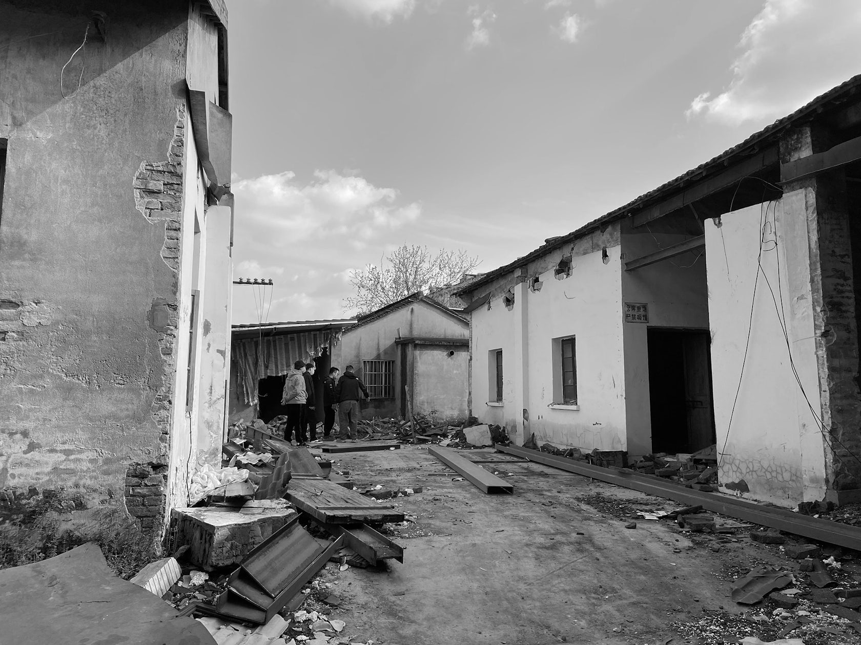 © TRI-ORANGE DESIGN