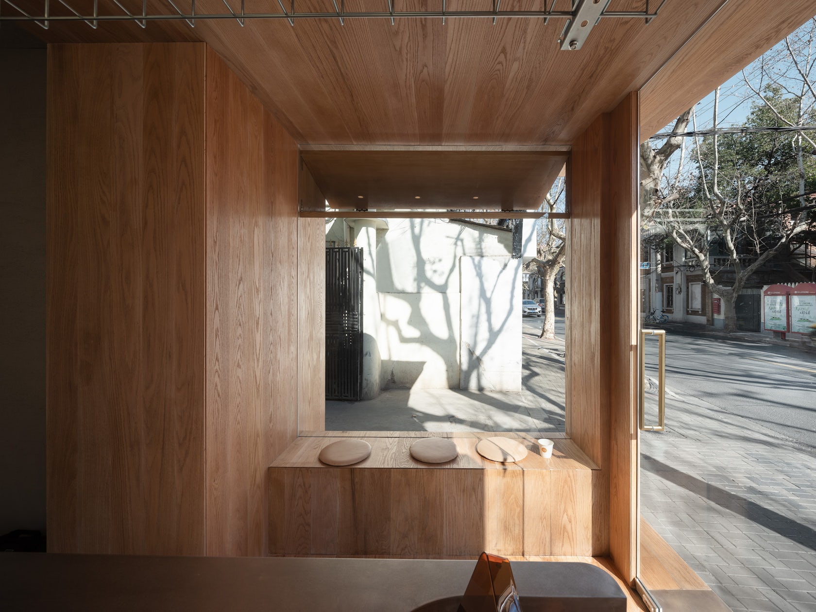 © Golucci Interior Architects