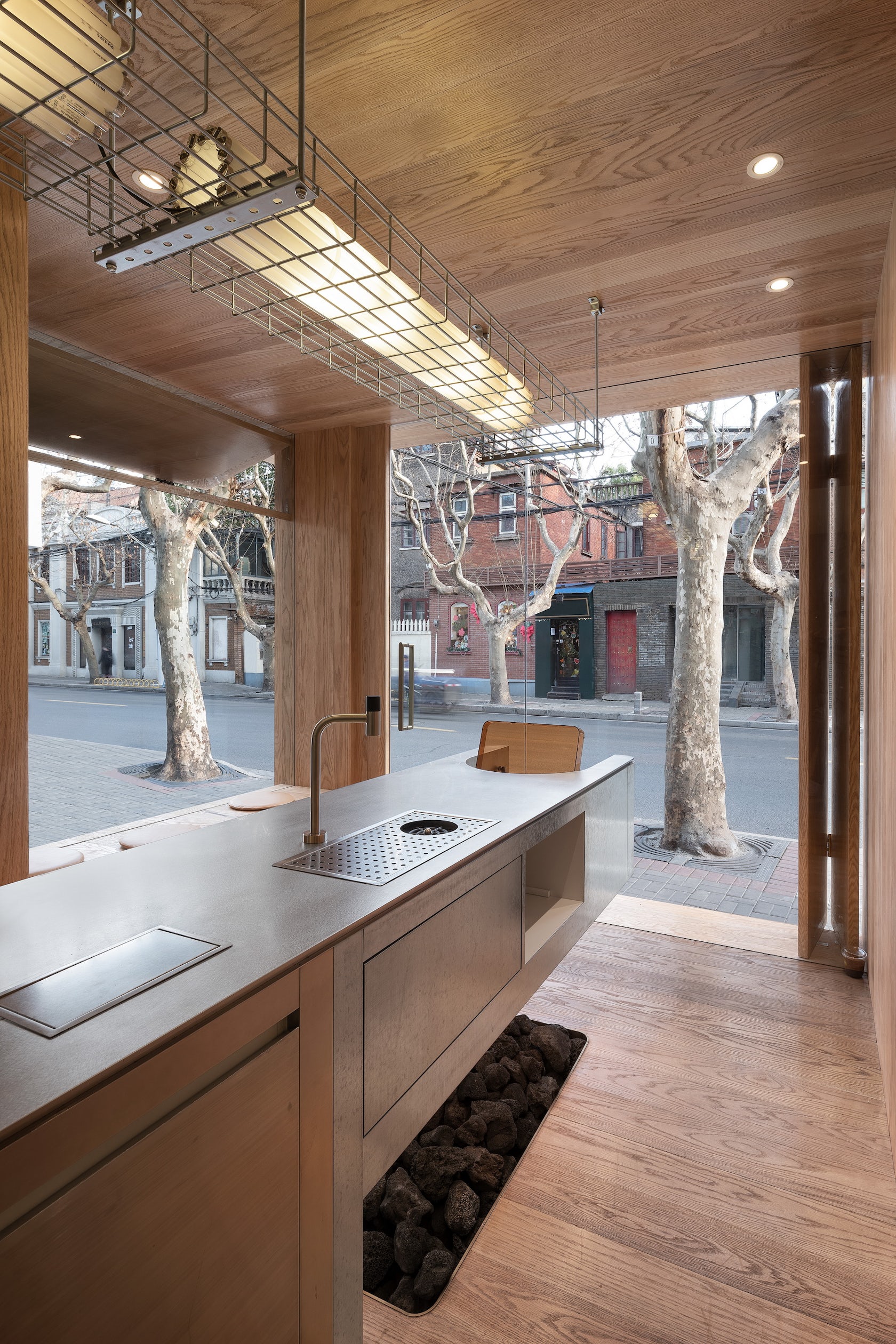 © Golucci Interior Architects