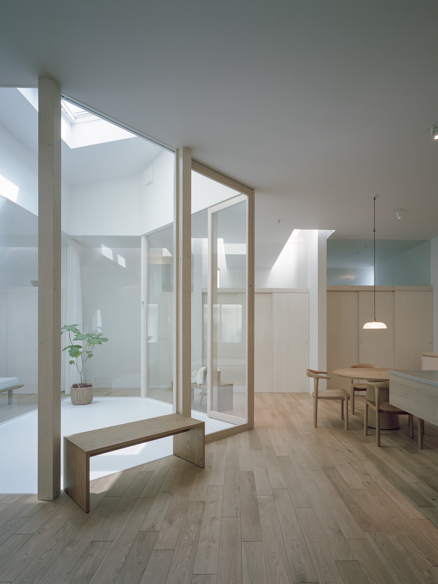 © Fujiwaramuro Architects