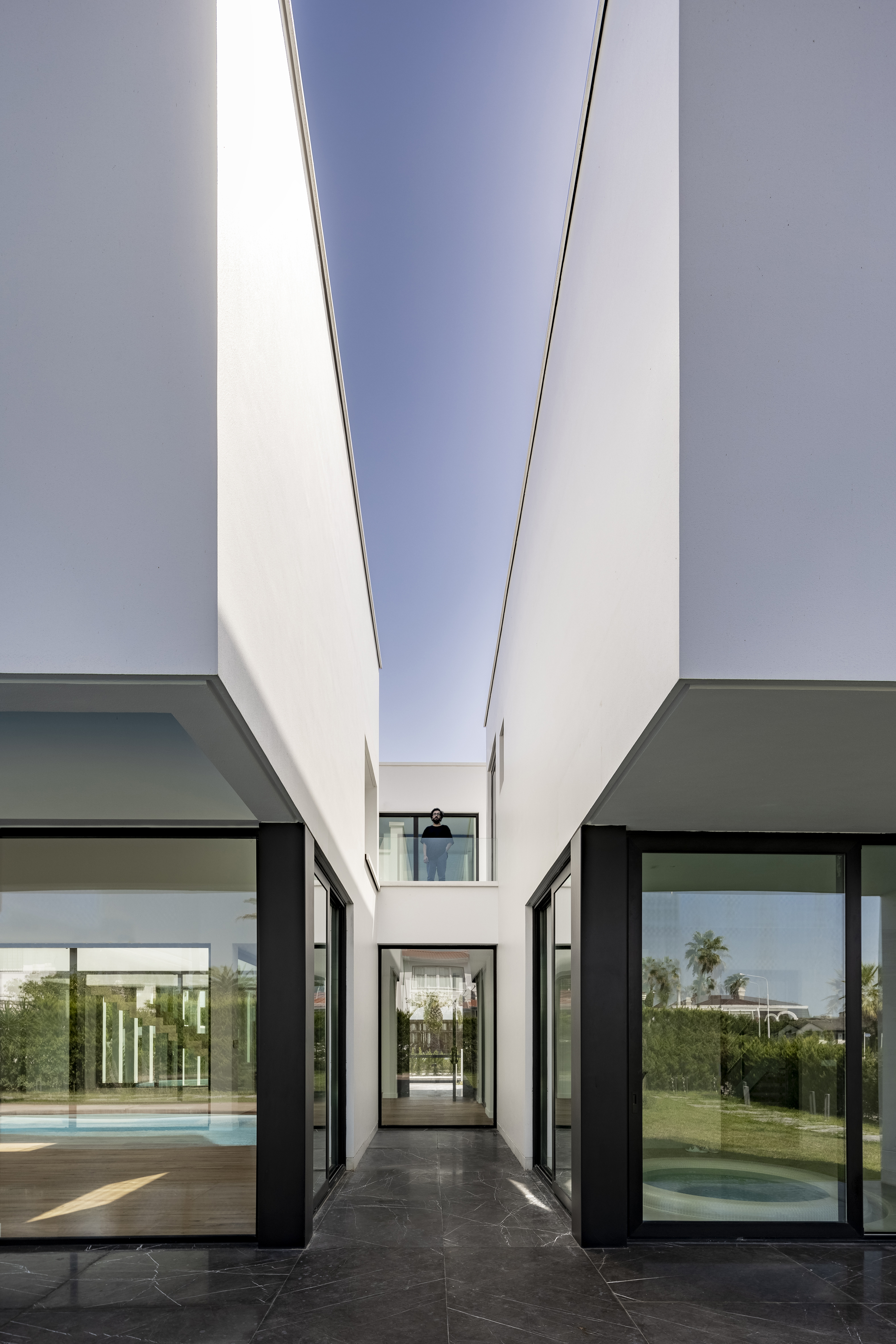 © KanLan [Kamran Heirati, Tallan Khosravizadeh]