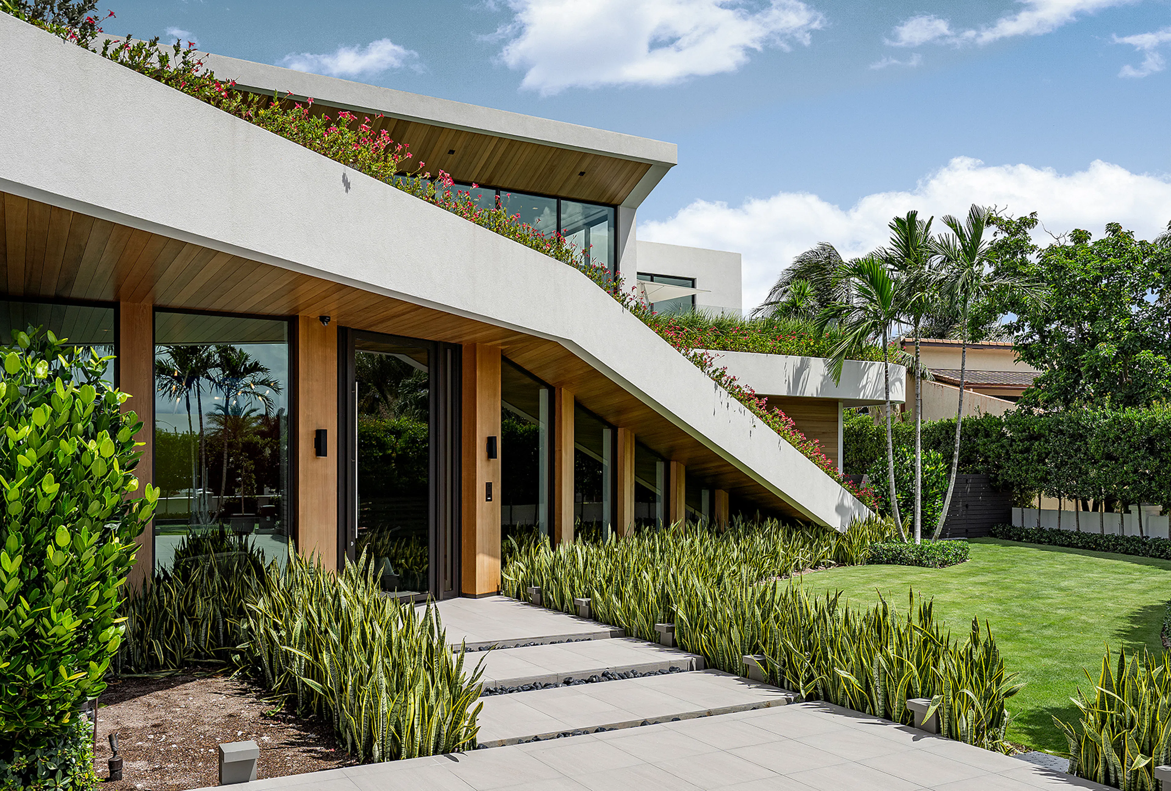 Concealed Cottage — 12