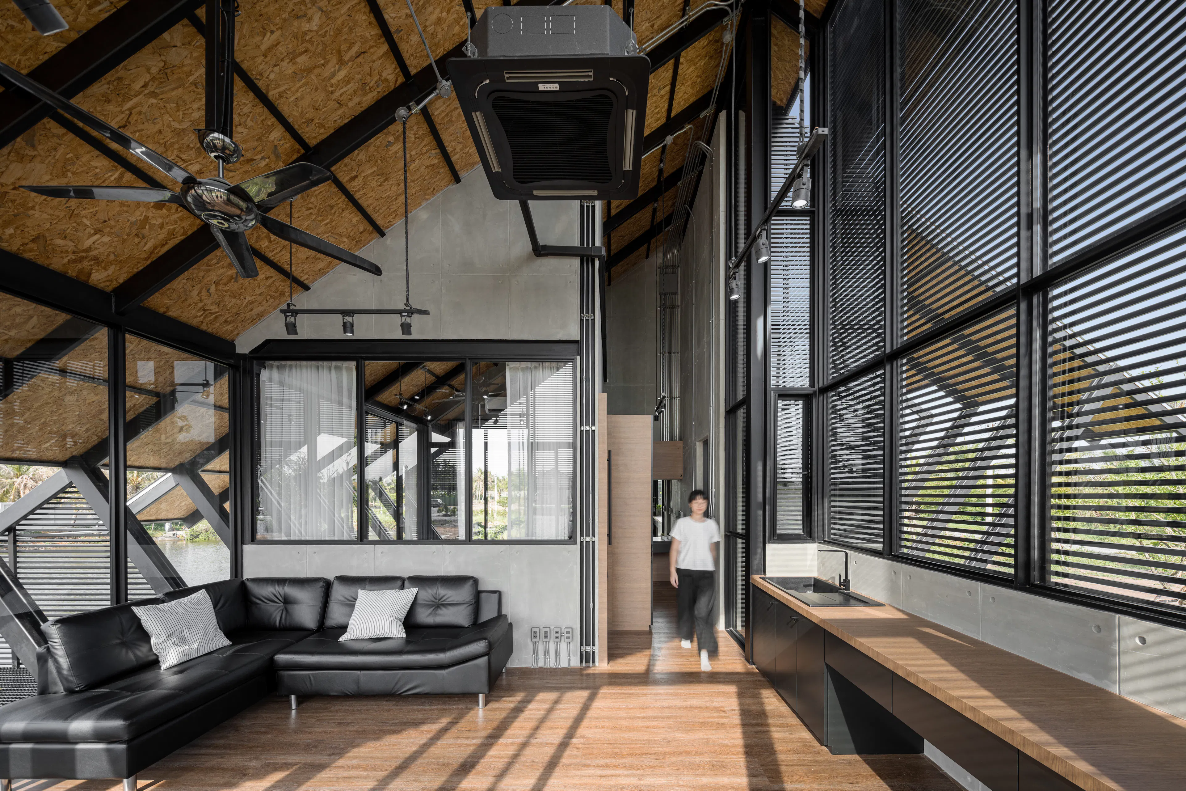 Villa Backyard — 10