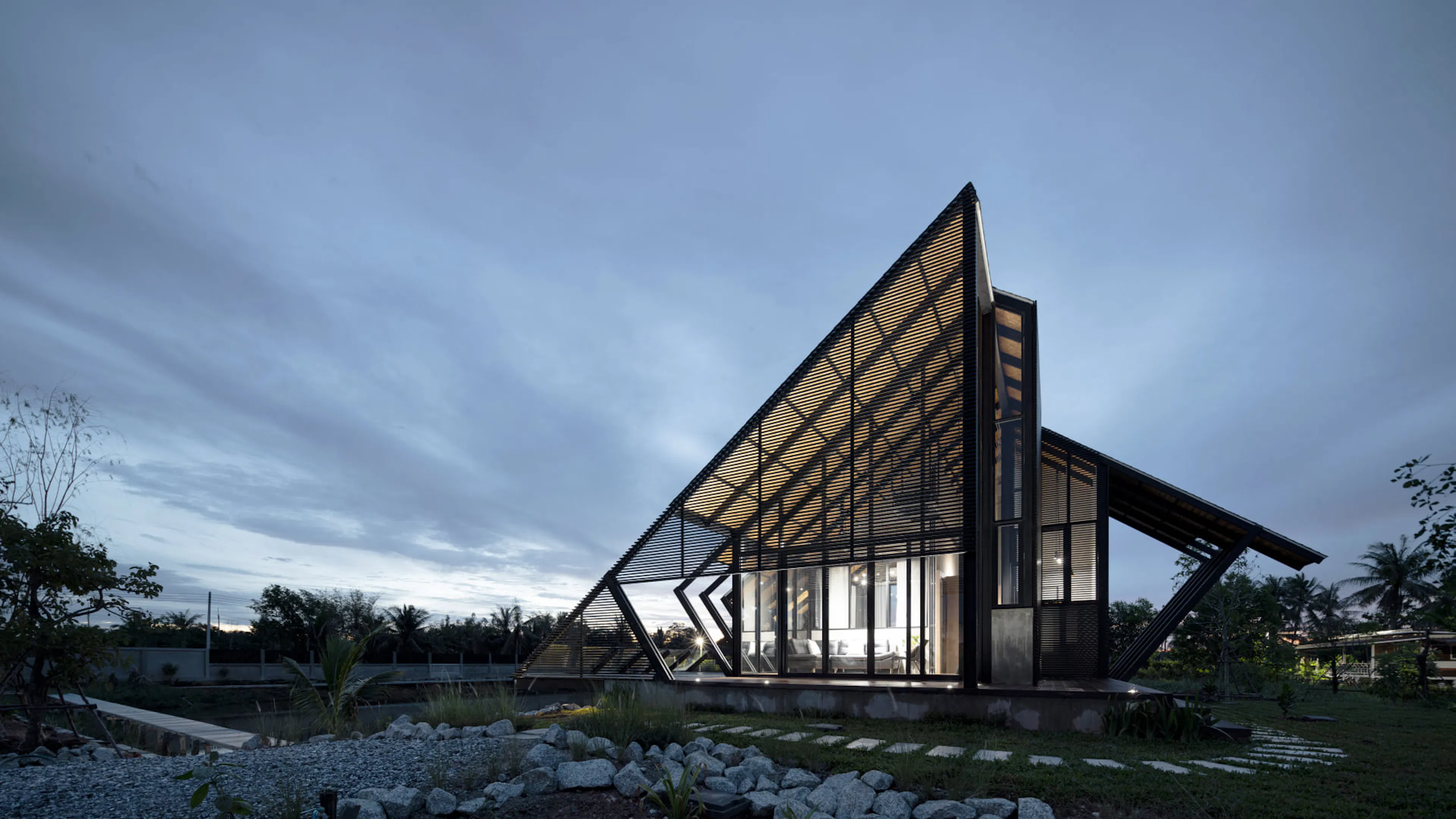 Villa Backyard — 20