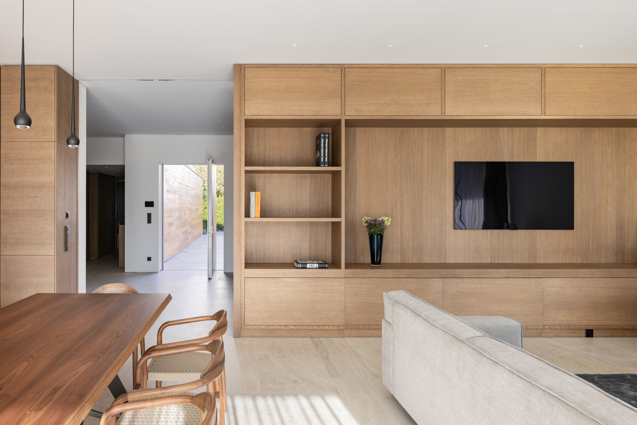 © Jakub Kolarovi Architects