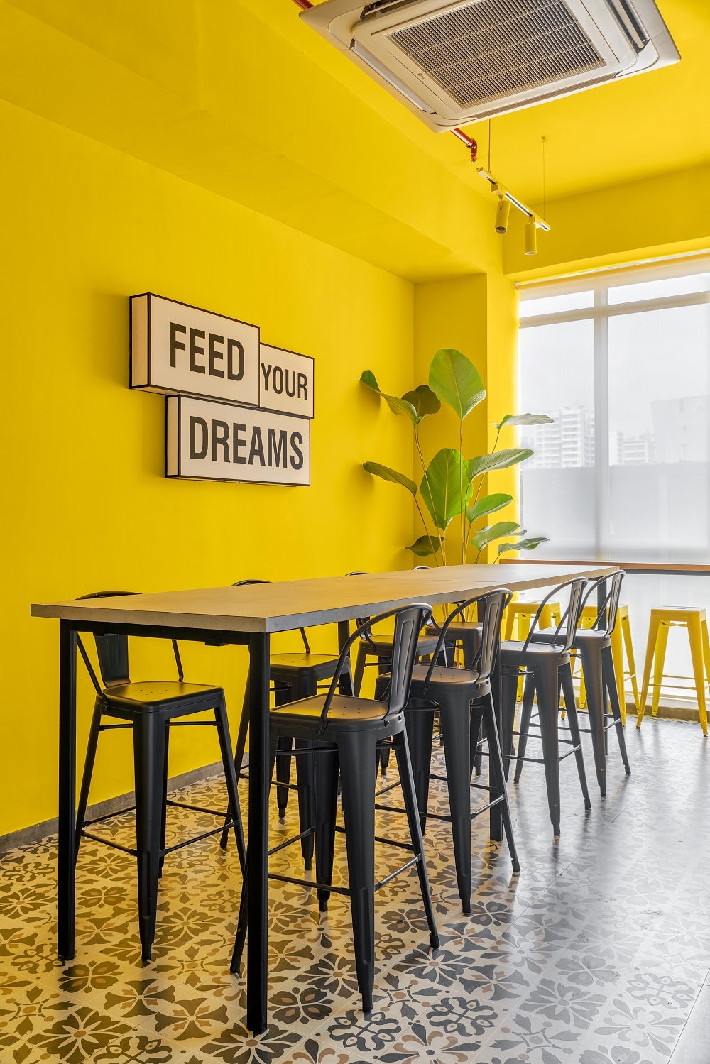 © Quirk Studio
