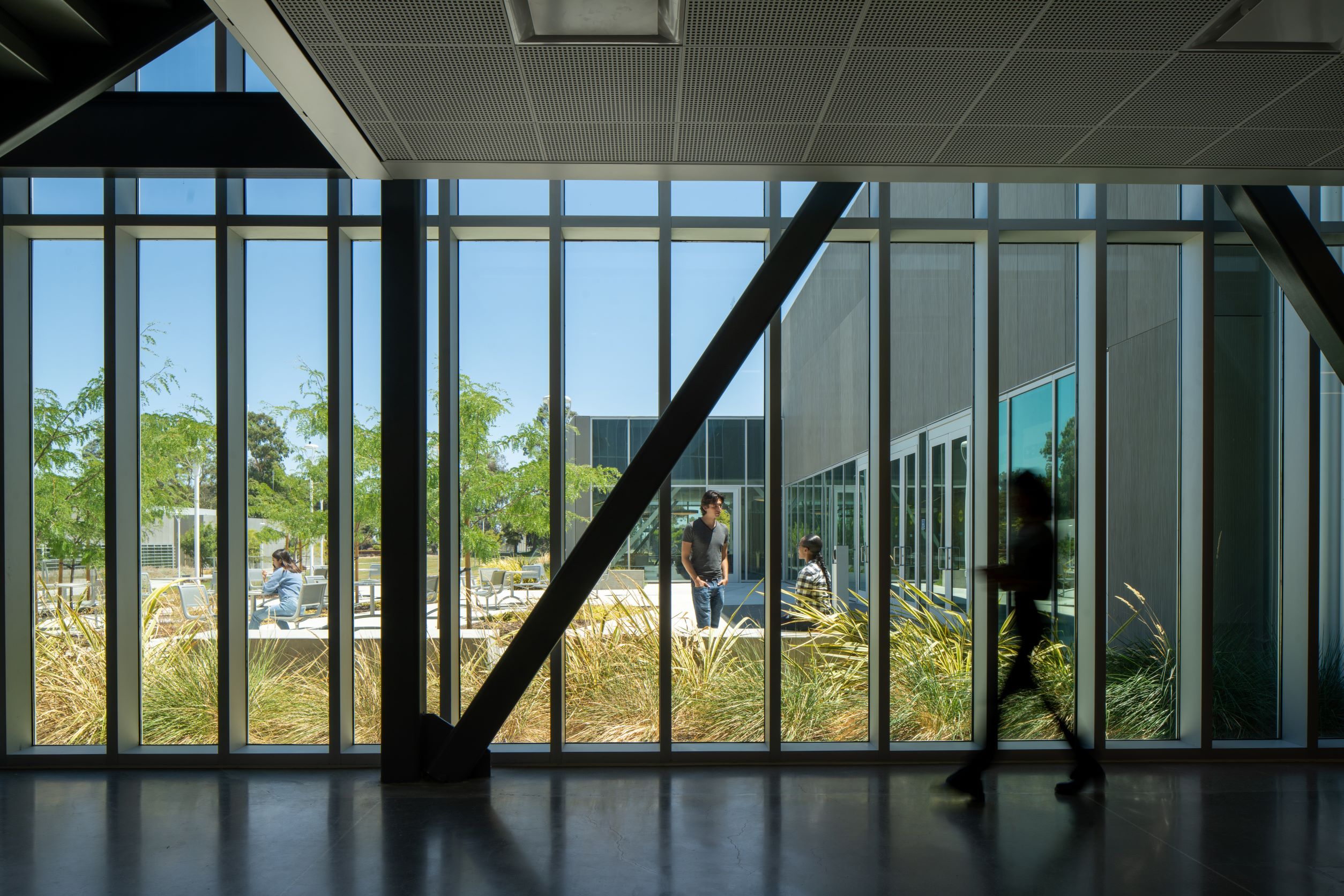 Los Medanos College Student Union and Kinesiology Complex by LPA ...