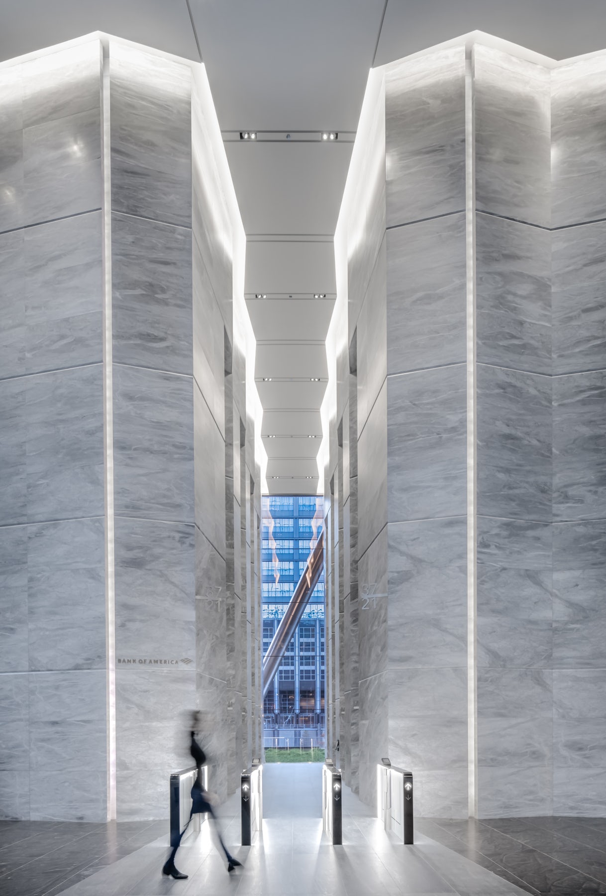 © Goettsch Partners
