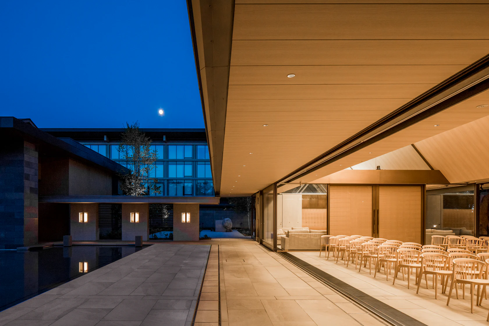 © Koji Horiuchi/Shin syashin Koubou