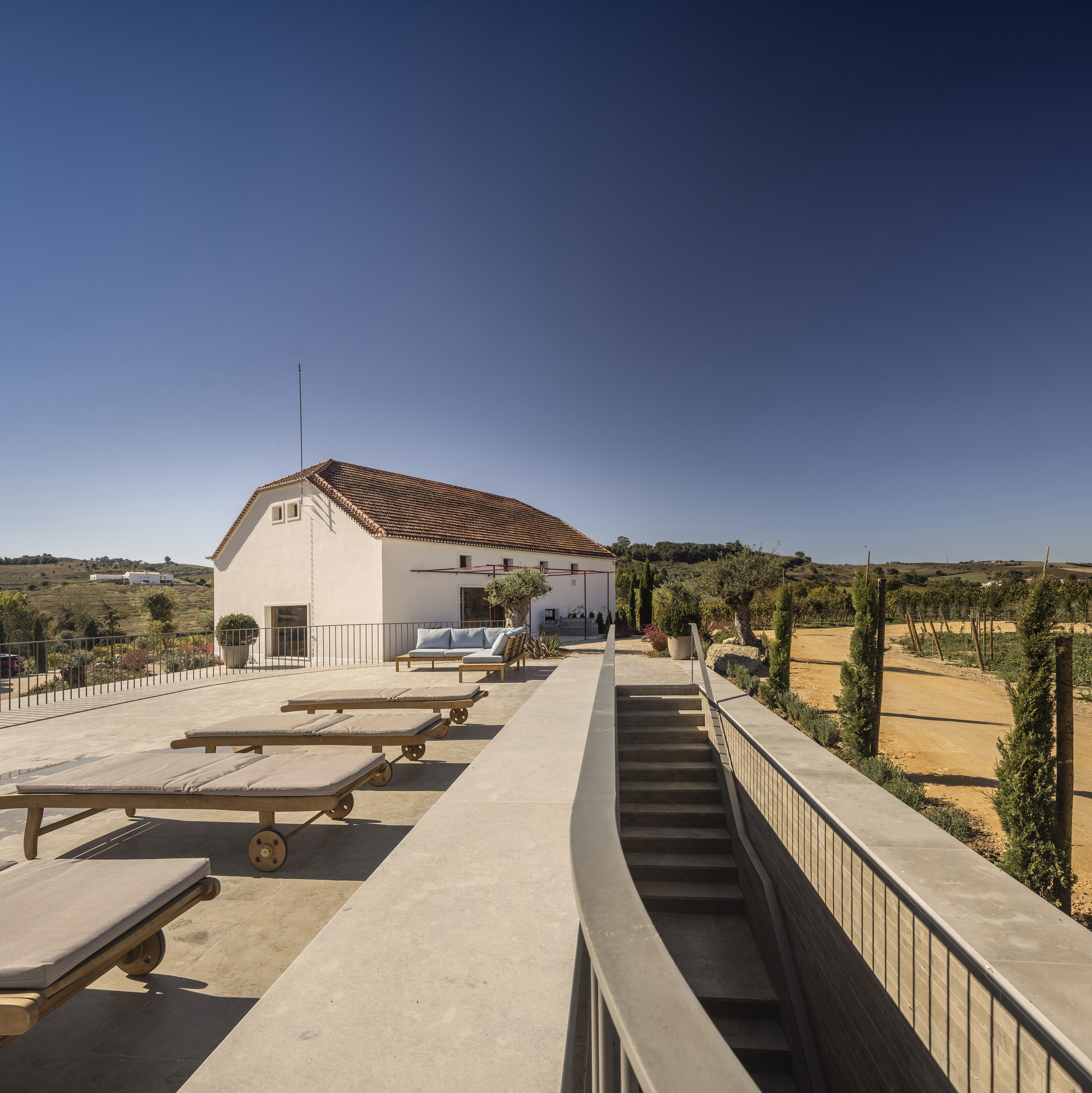 idea-3414311-wine-tourism-apartments-cas-amaro-by-atelier-central