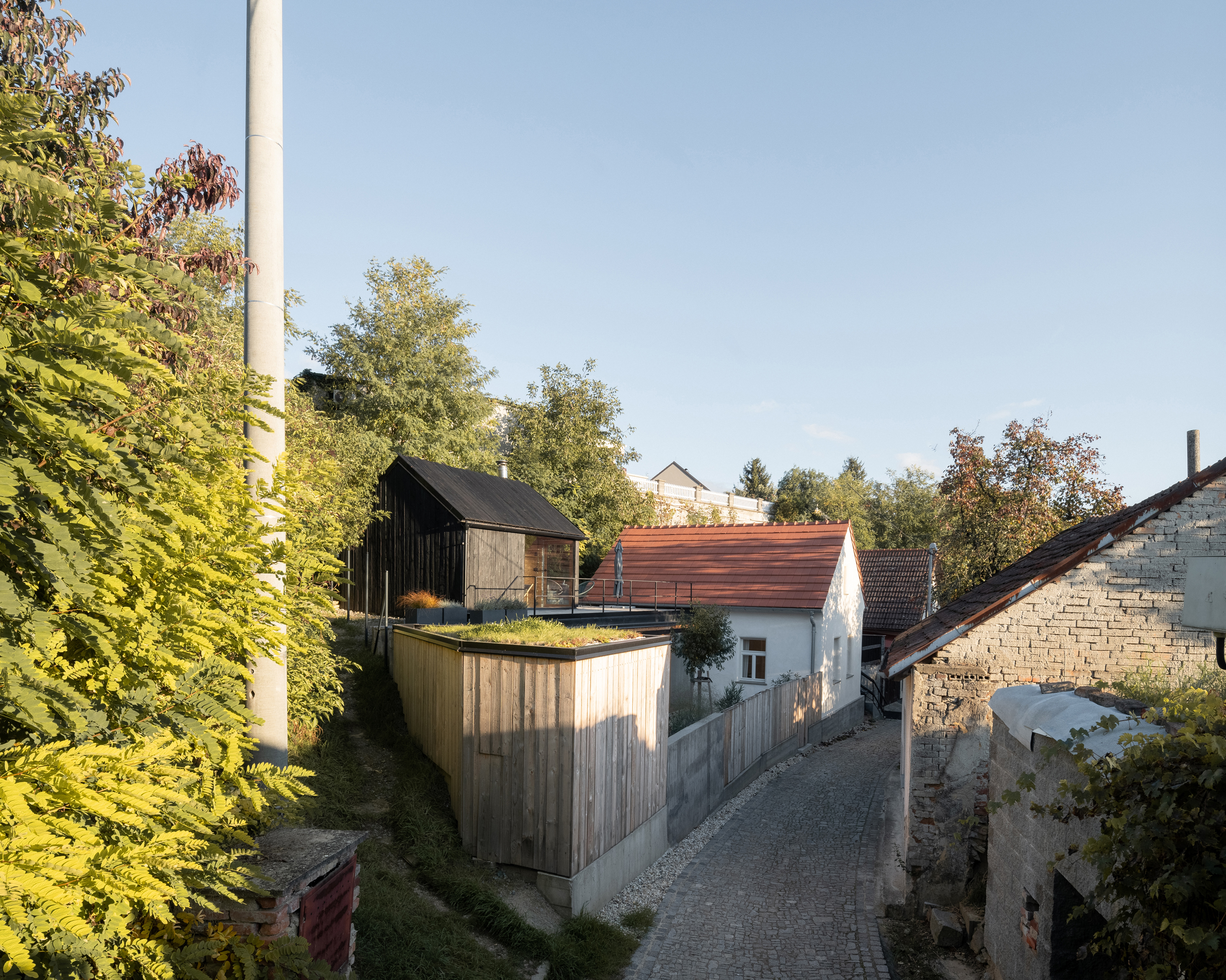 © Alex Shoots Buildings