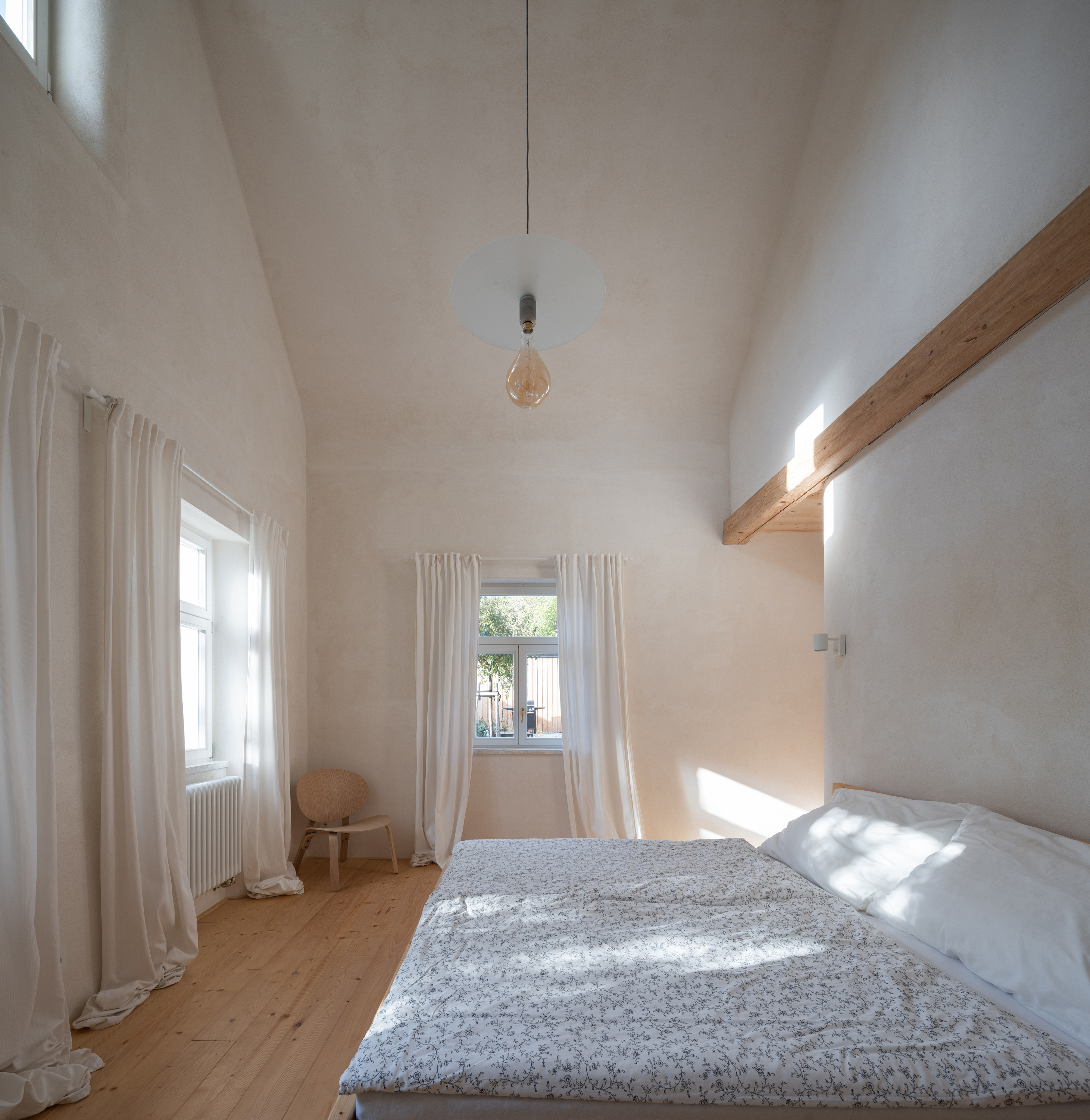 © Alex Shoots Buildings