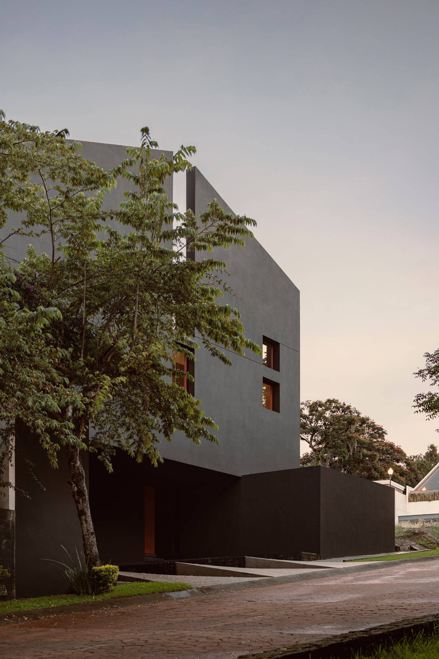 © LOPEZ GONZALEZ STUDIO
