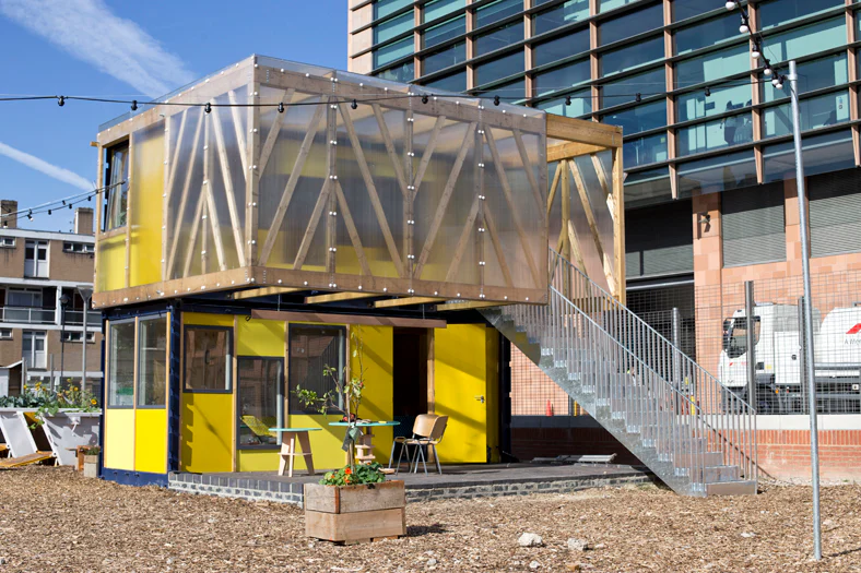 © Jan Kattein Architects