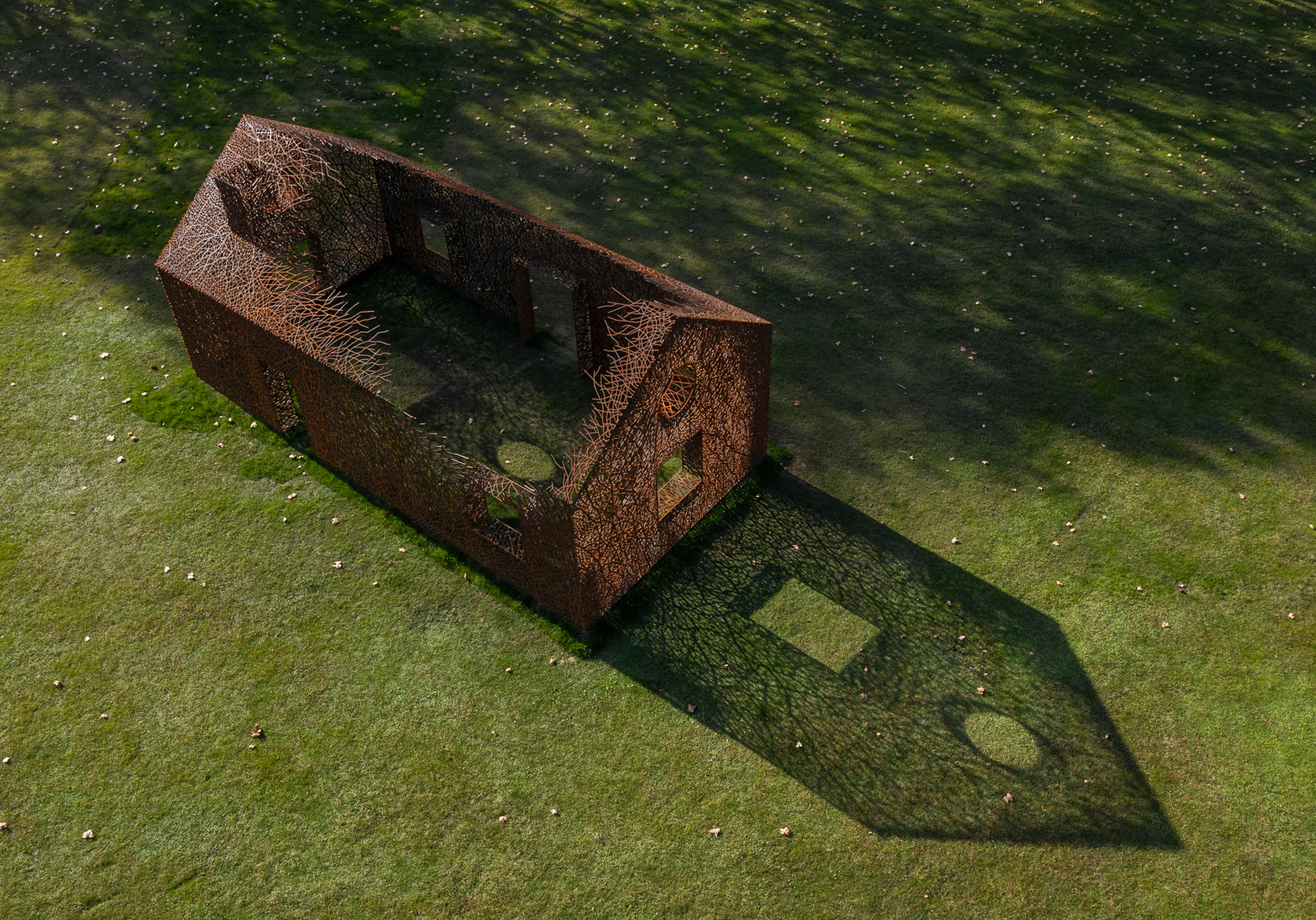 The Vanished House by Hu Quanchun — 1