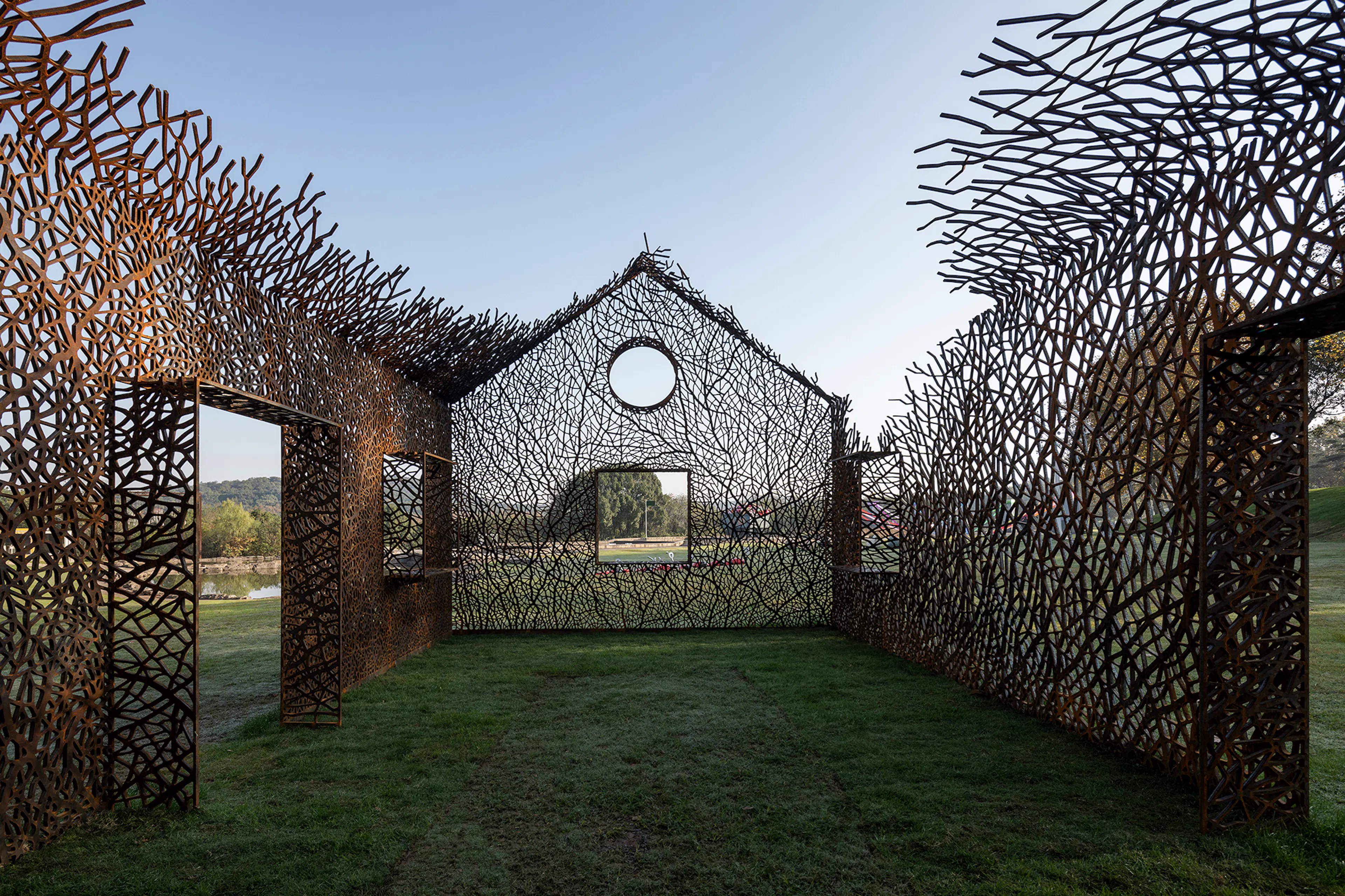 The Vanished House by Hu Quanchun