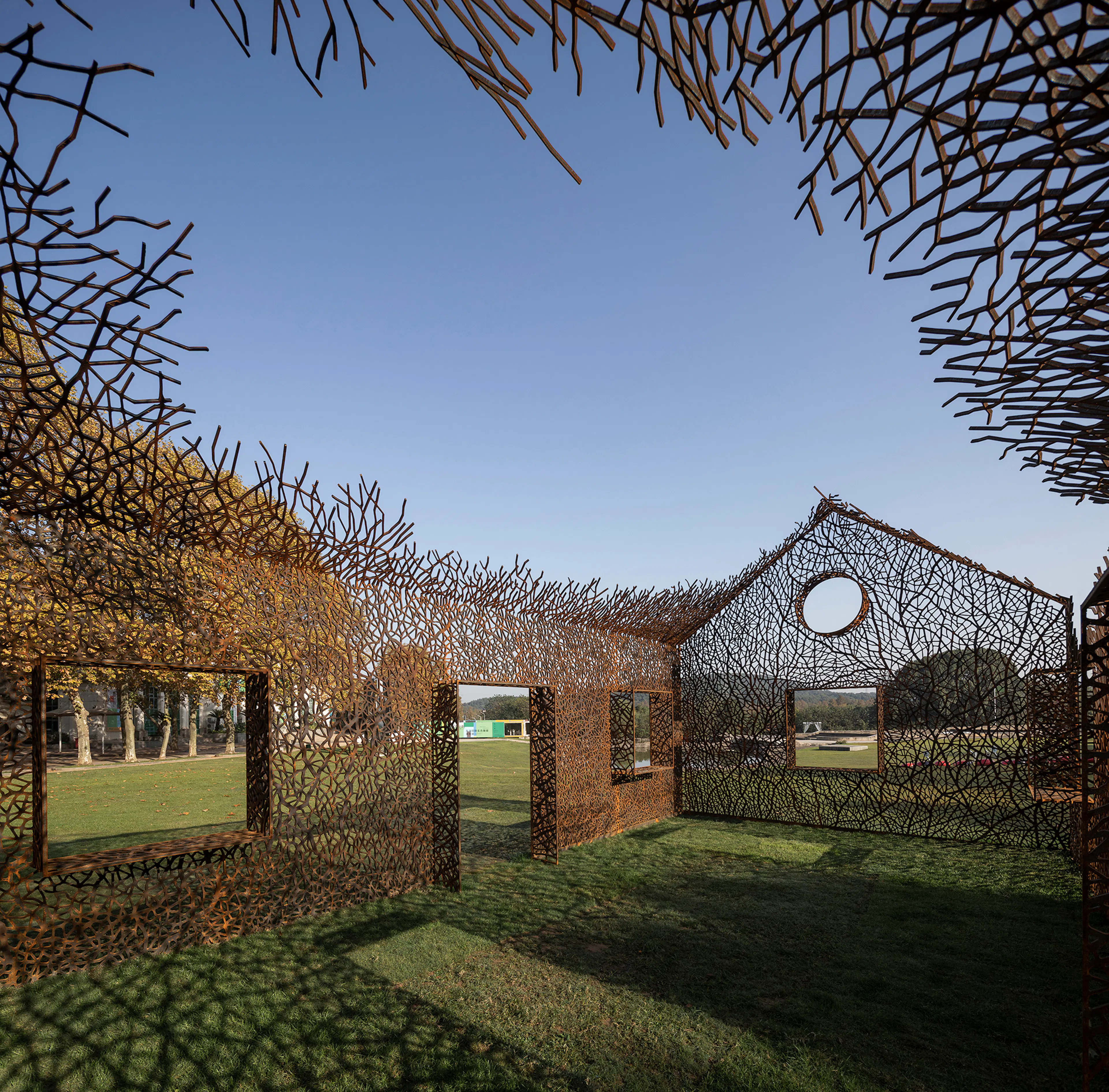 The Vanished House by Hu Quanchun — 13