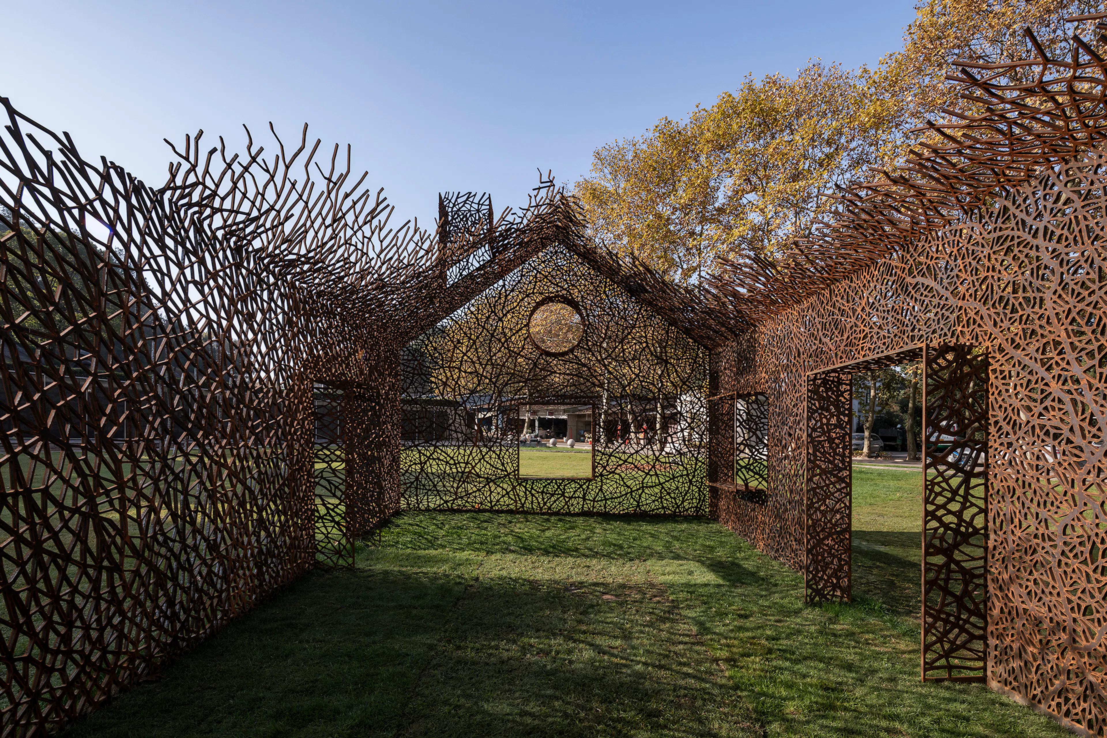 The Vanished House by Hu Quanchun — 14