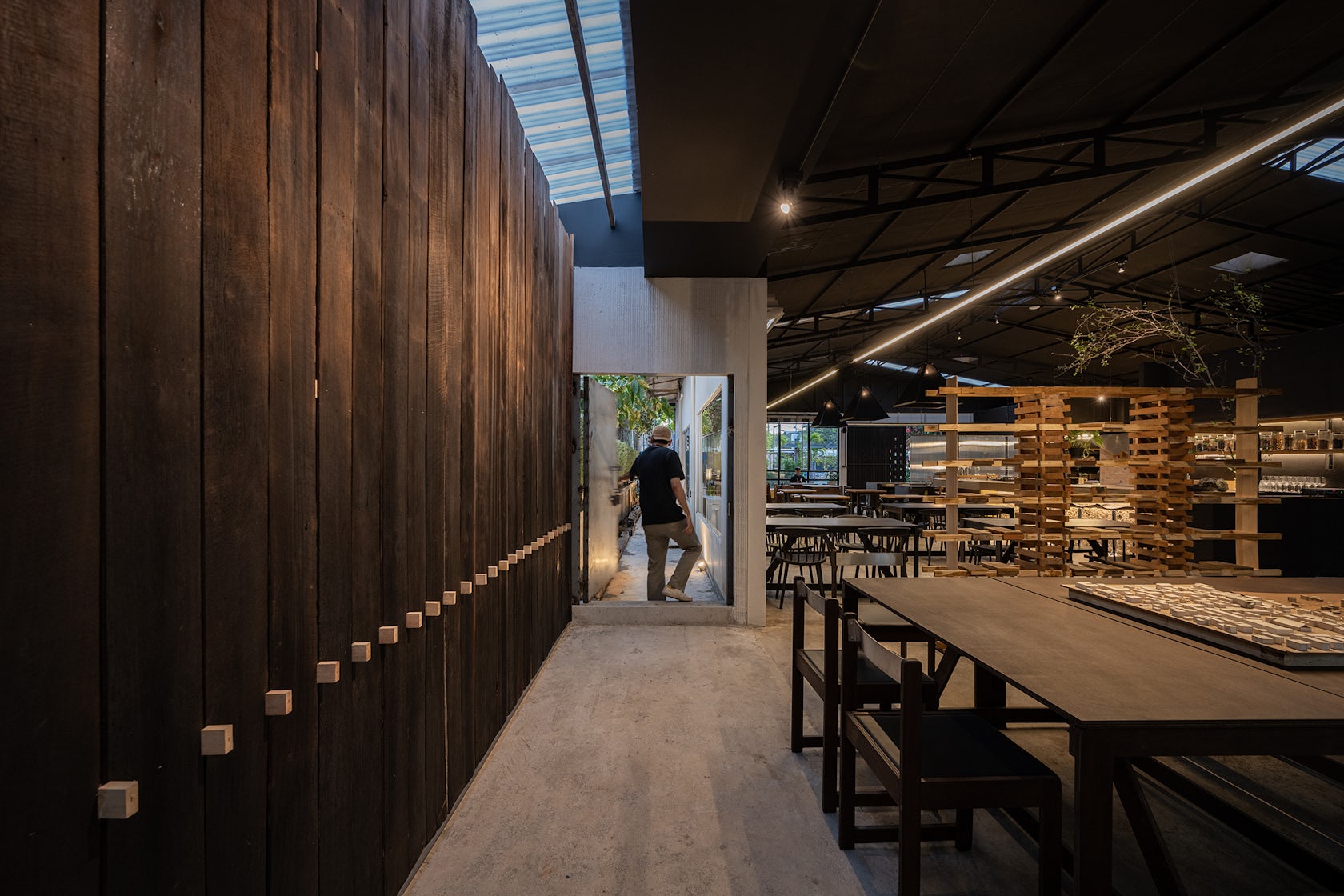 © Housescape Design Lab