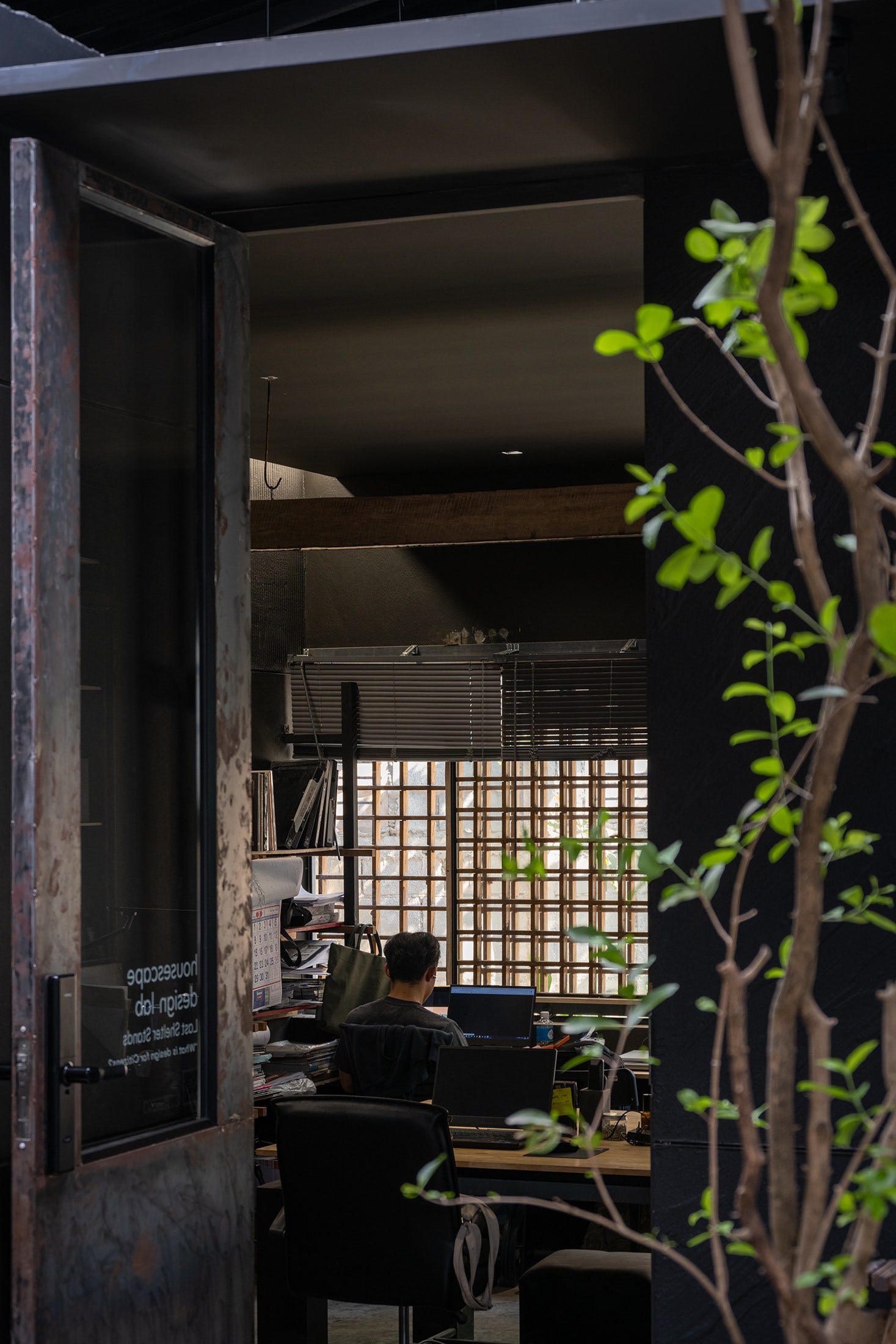 © Housescape Design Lab