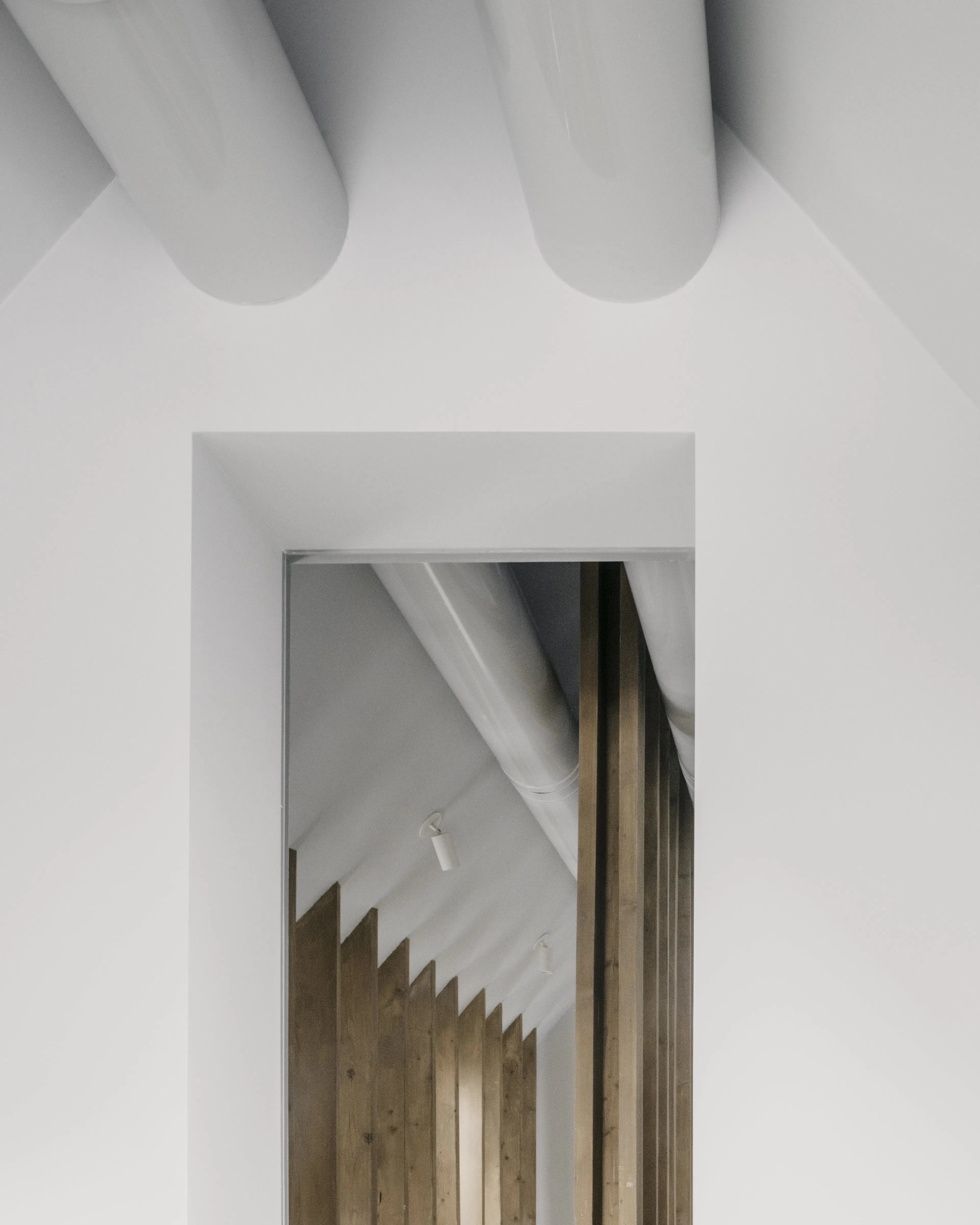 Bracket House — 16